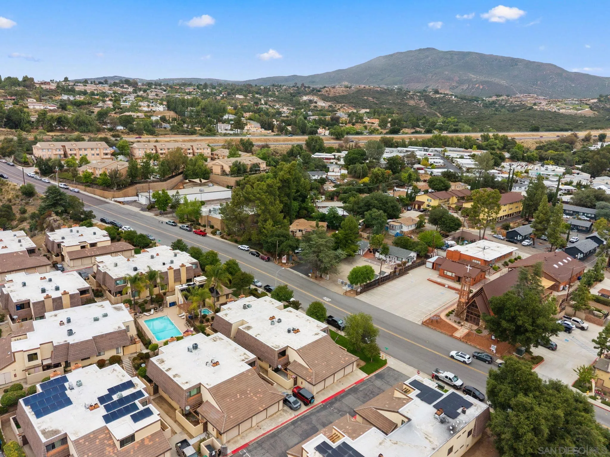https://cdn.realtyfeed.com/cdn/127/260009673/049105806701ae059e46018fabe440d3.webp