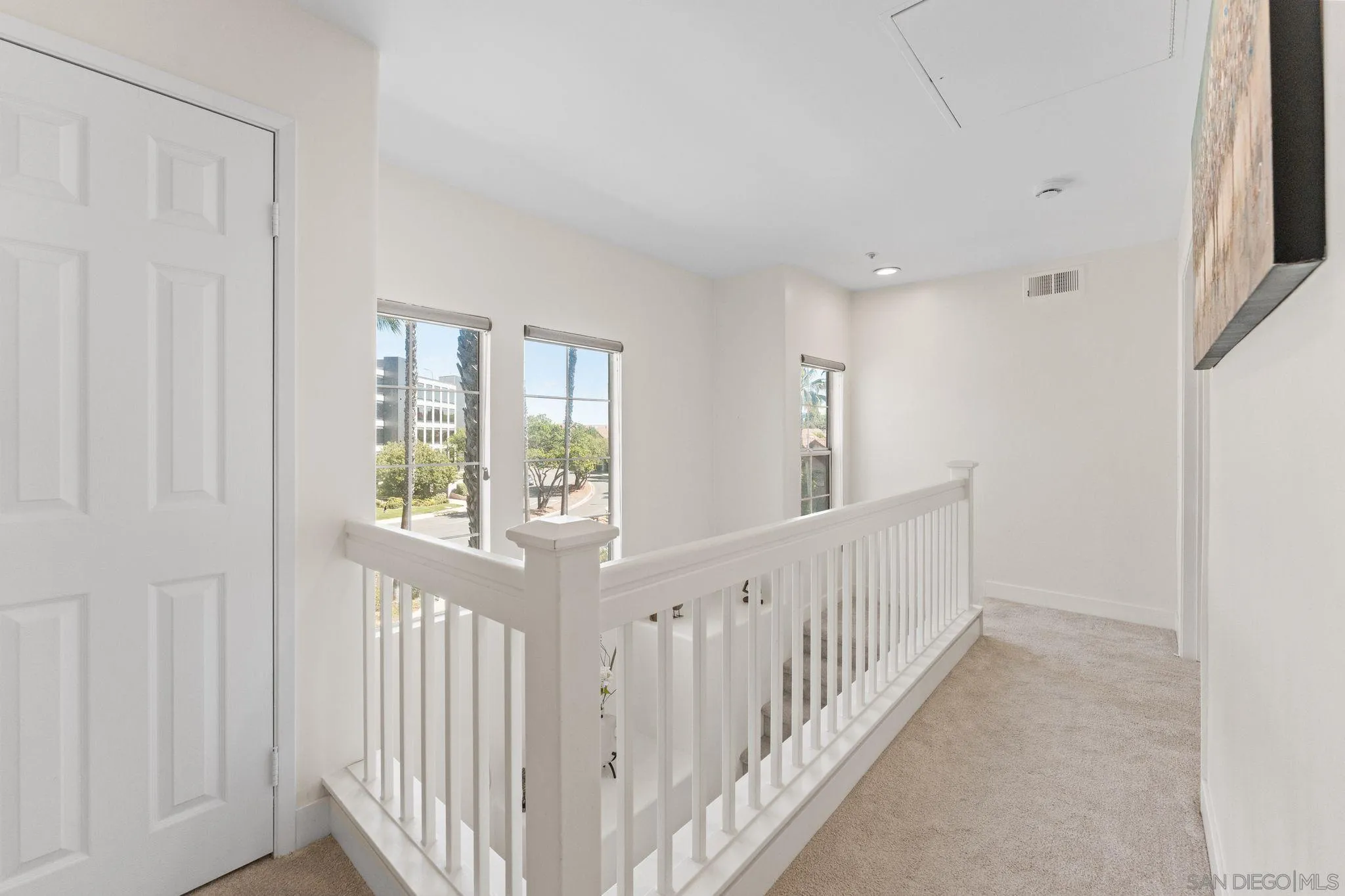 https://cdn.realtyfeed.com/cdn/127/260009682/69b9566e6cdd43464641ea63828fa72e.webp