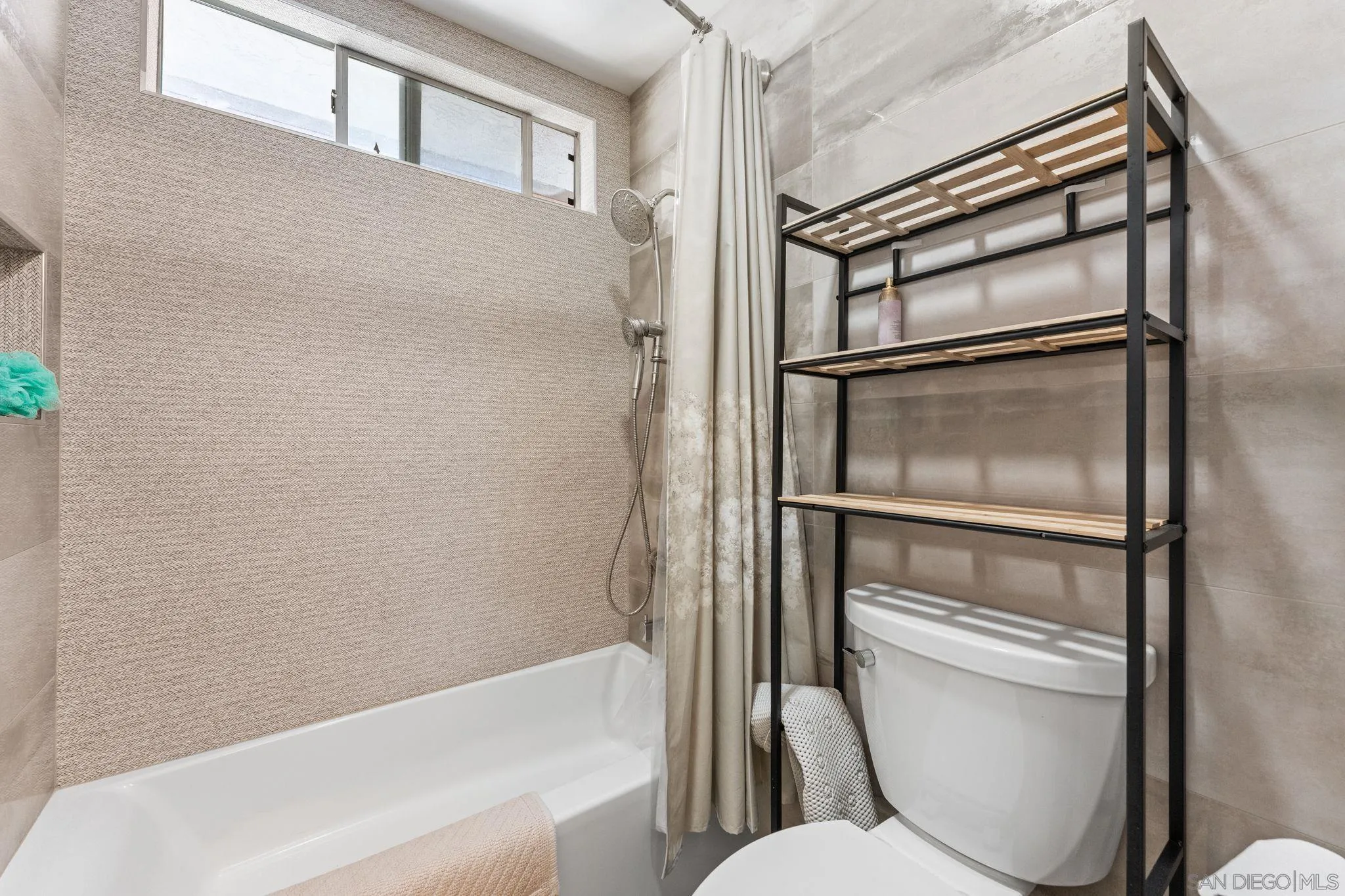 https://cdn.realtyfeed.com/cdn/127/260009682/7ac72f37874853e31094f211a574c0cd.webp