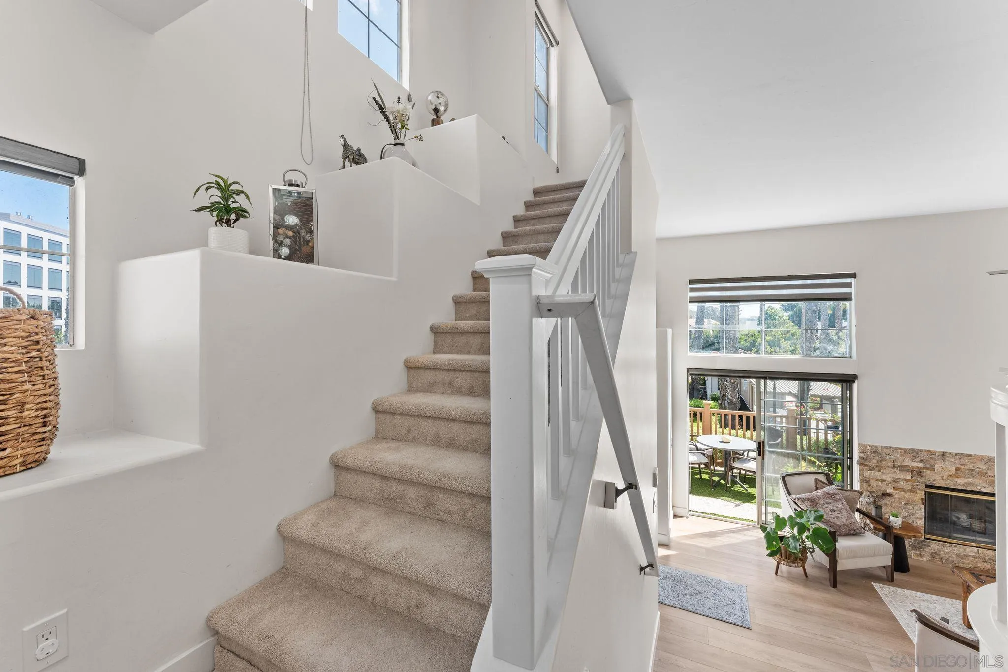 https://cdn.realtyfeed.com/cdn/127/260009682/81ad5e57fb17a6f98466905363af8ad2.webp