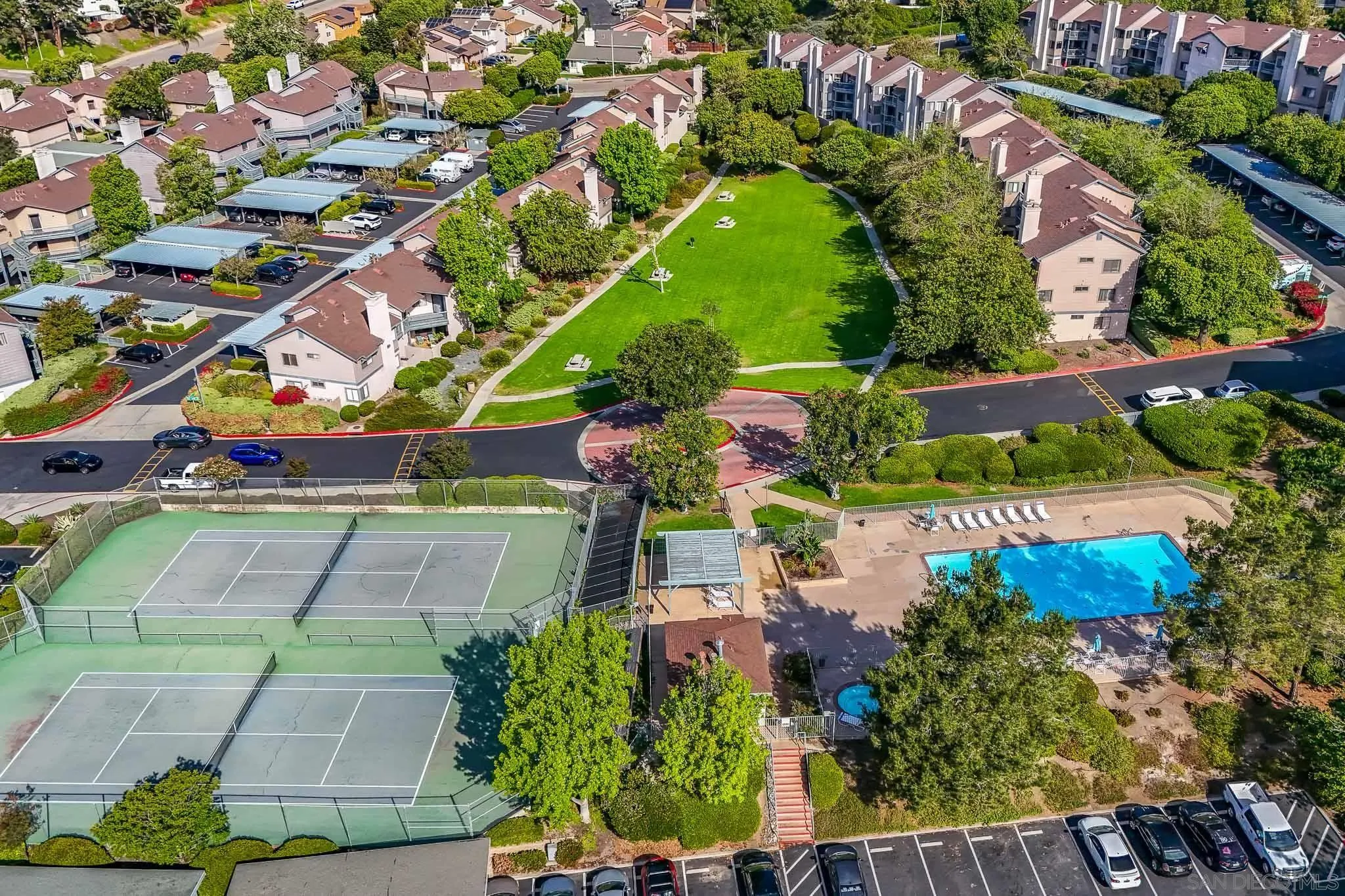 https://cdn.realtyfeed.com/cdn/127/260009683/0606186e0ac0cd62bd600ee7f952ed0b.webp