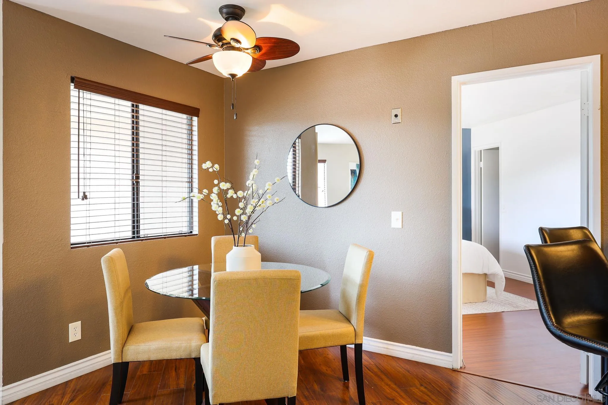 https://cdn.realtyfeed.com/cdn/127/260009683/2c5393e284087b3172d10517d90a6270.webp