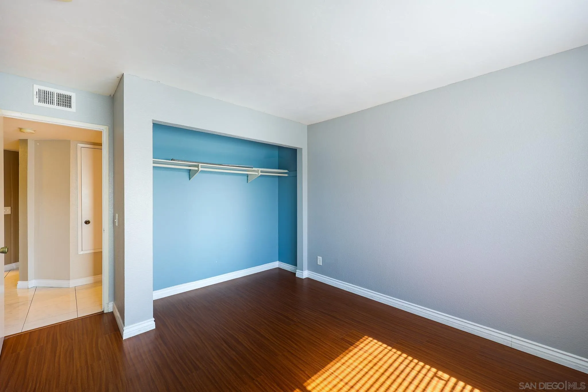 https://cdn.realtyfeed.com/cdn/127/260009683/fe8ceaab10a66667a965d61f67725d40.webp