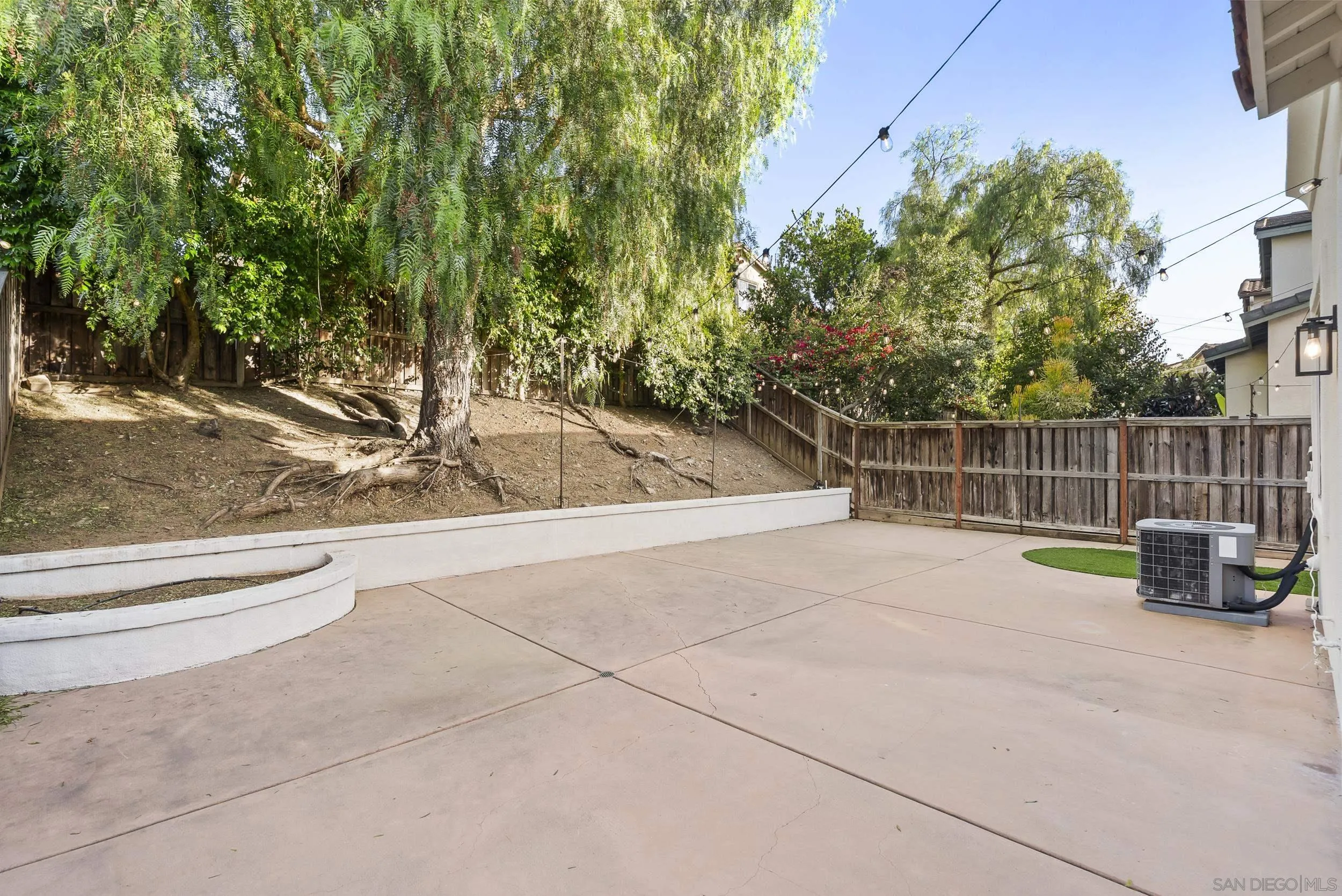 https://cdn.realtyfeed.com/cdn/127/260009686/4d22563aeccf1412f50fa7ce77aa55e9.webp