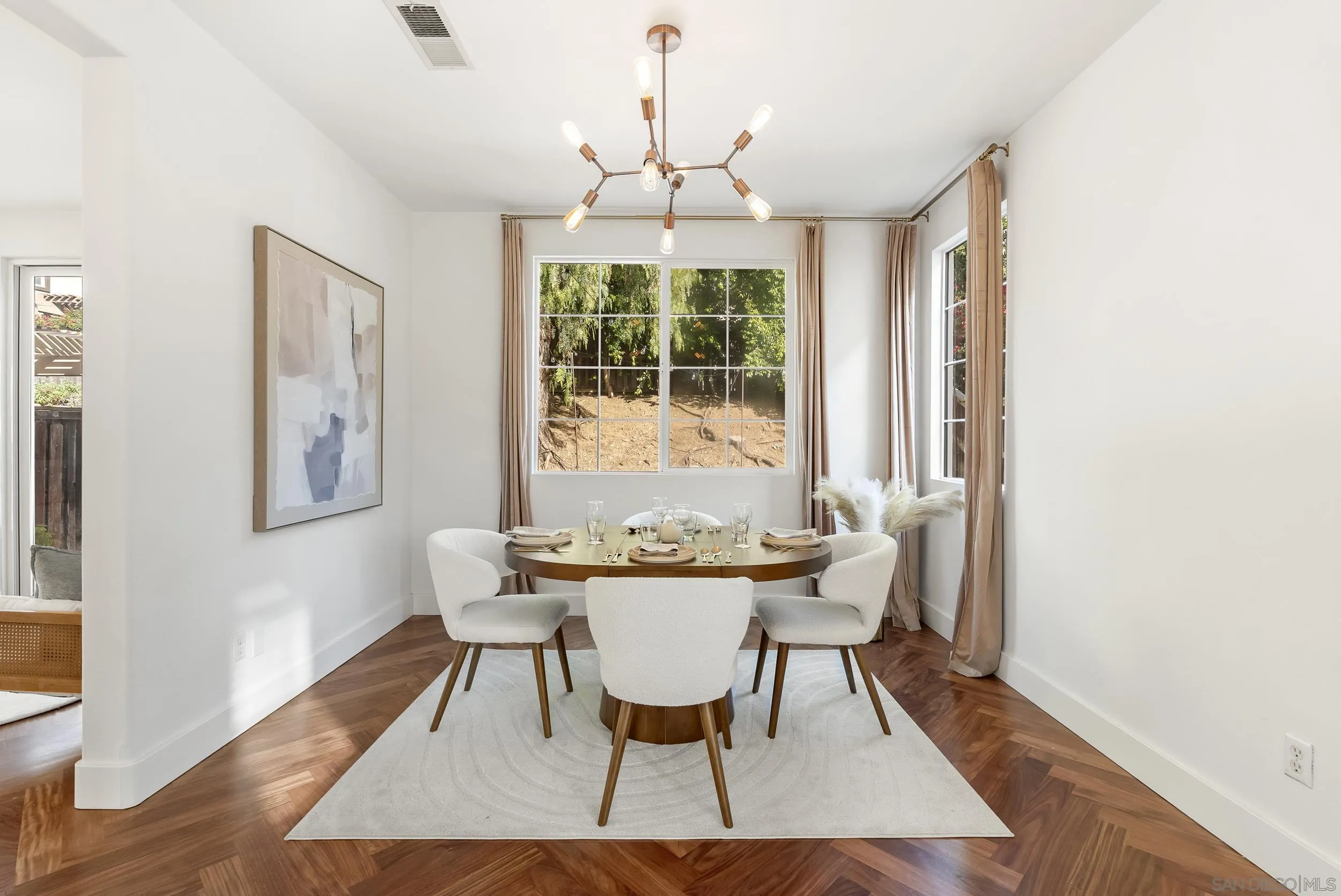 https://cdn.realtyfeed.com/cdn/127/260009686/6ea52ab76f20b80cdc847ac94b0dd5fa.webp
