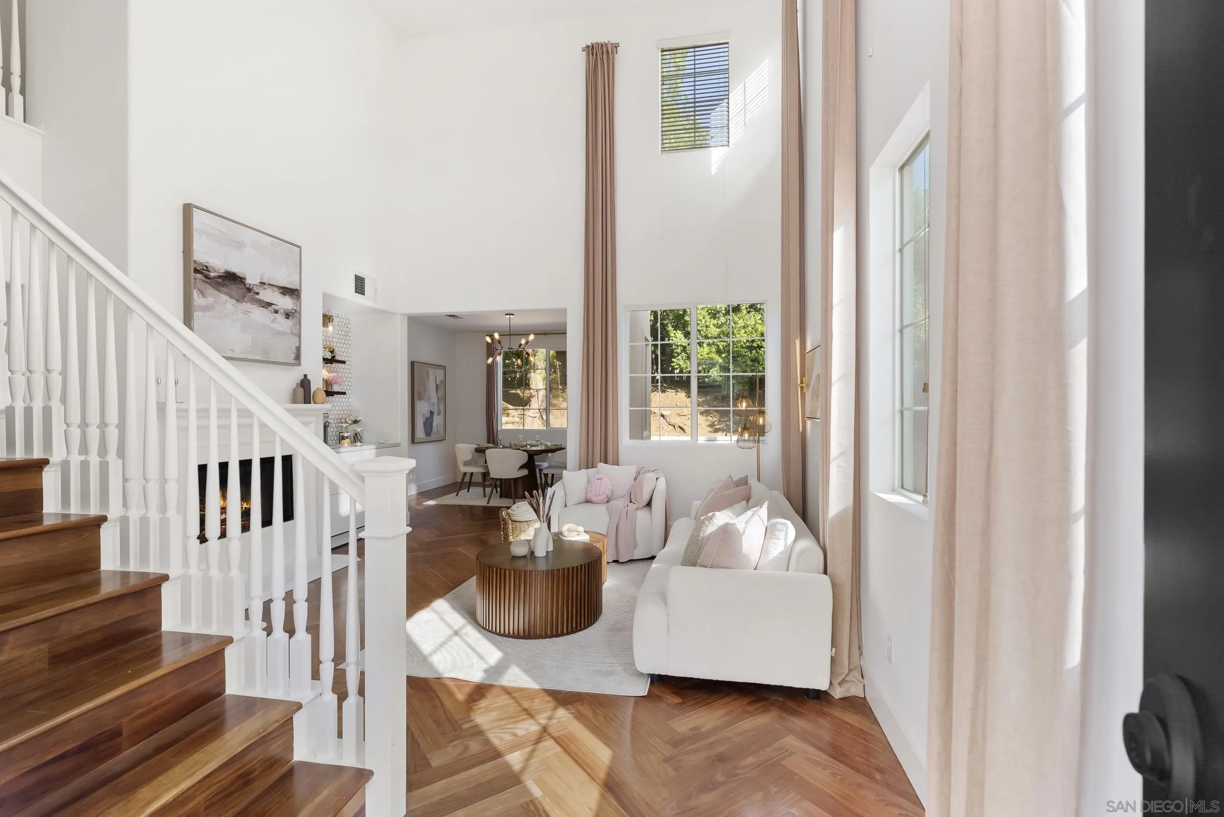https://cdn.realtyfeed.com/cdn/127/260009686/a133617a0bdca240bf04f1e59073e7dc.webp