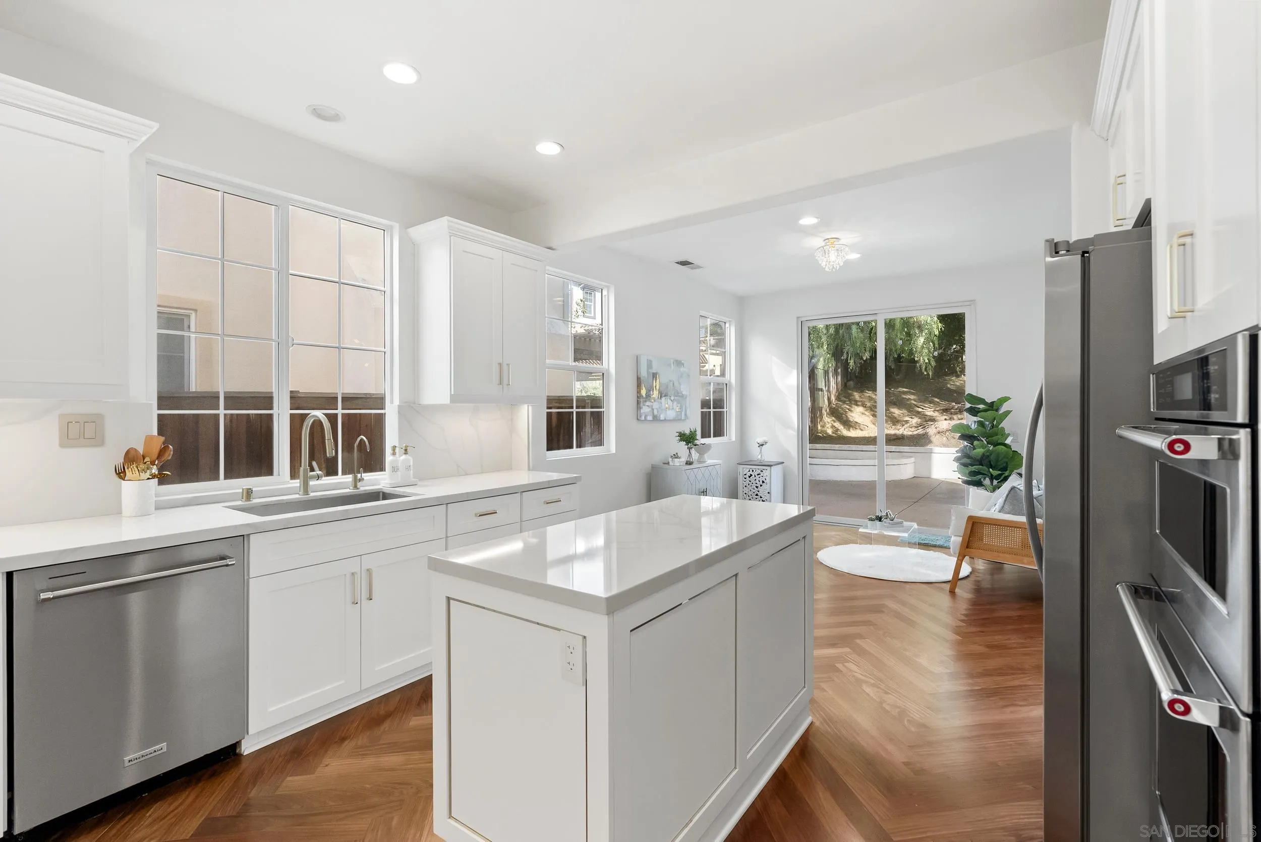 https://cdn.realtyfeed.com/cdn/127/260009686/a20187558660c786bb03348467febfd5.webp