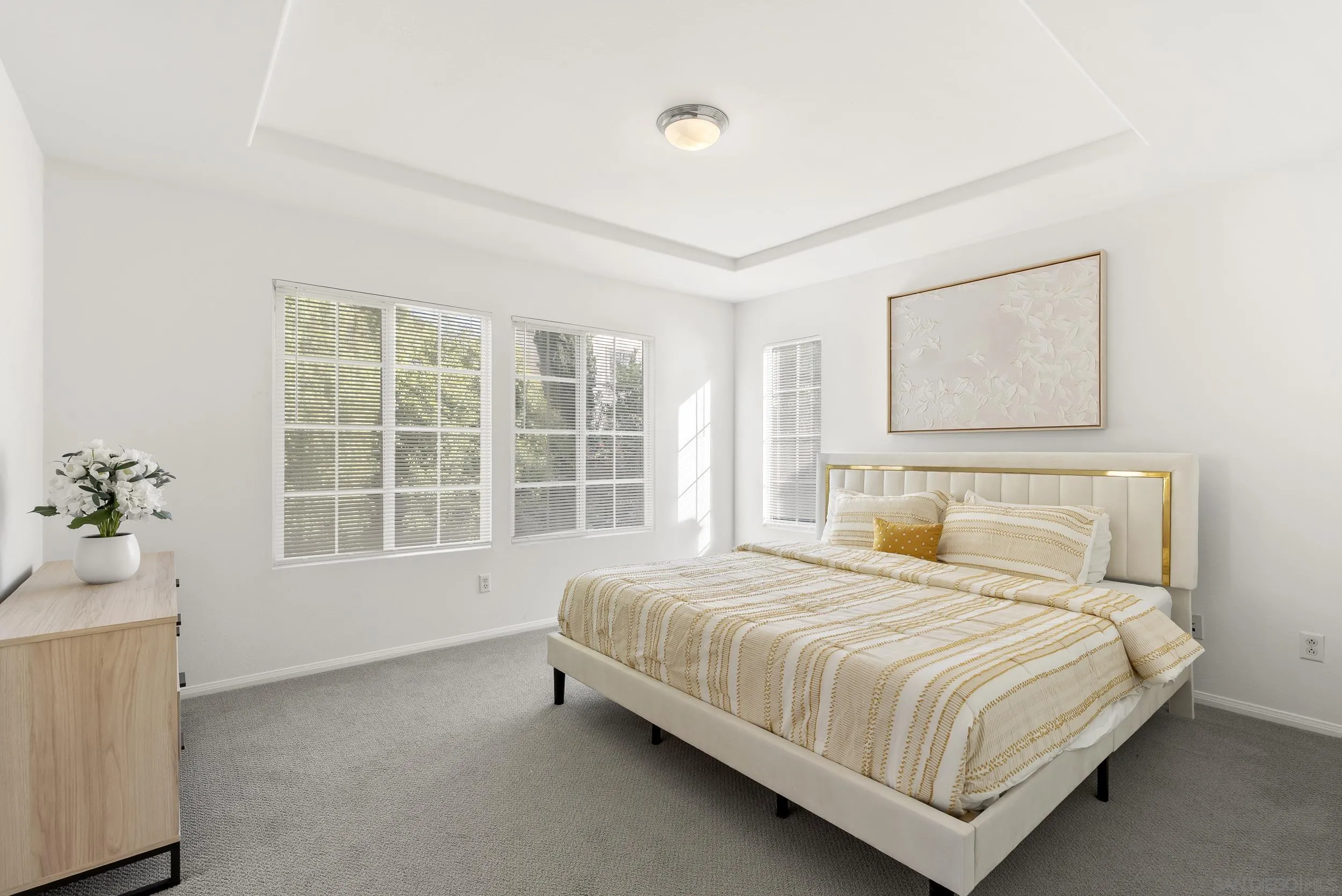 https://cdn.realtyfeed.com/cdn/127/260009686/a3d3ecf822d4119c4f592742229ddbec.webp