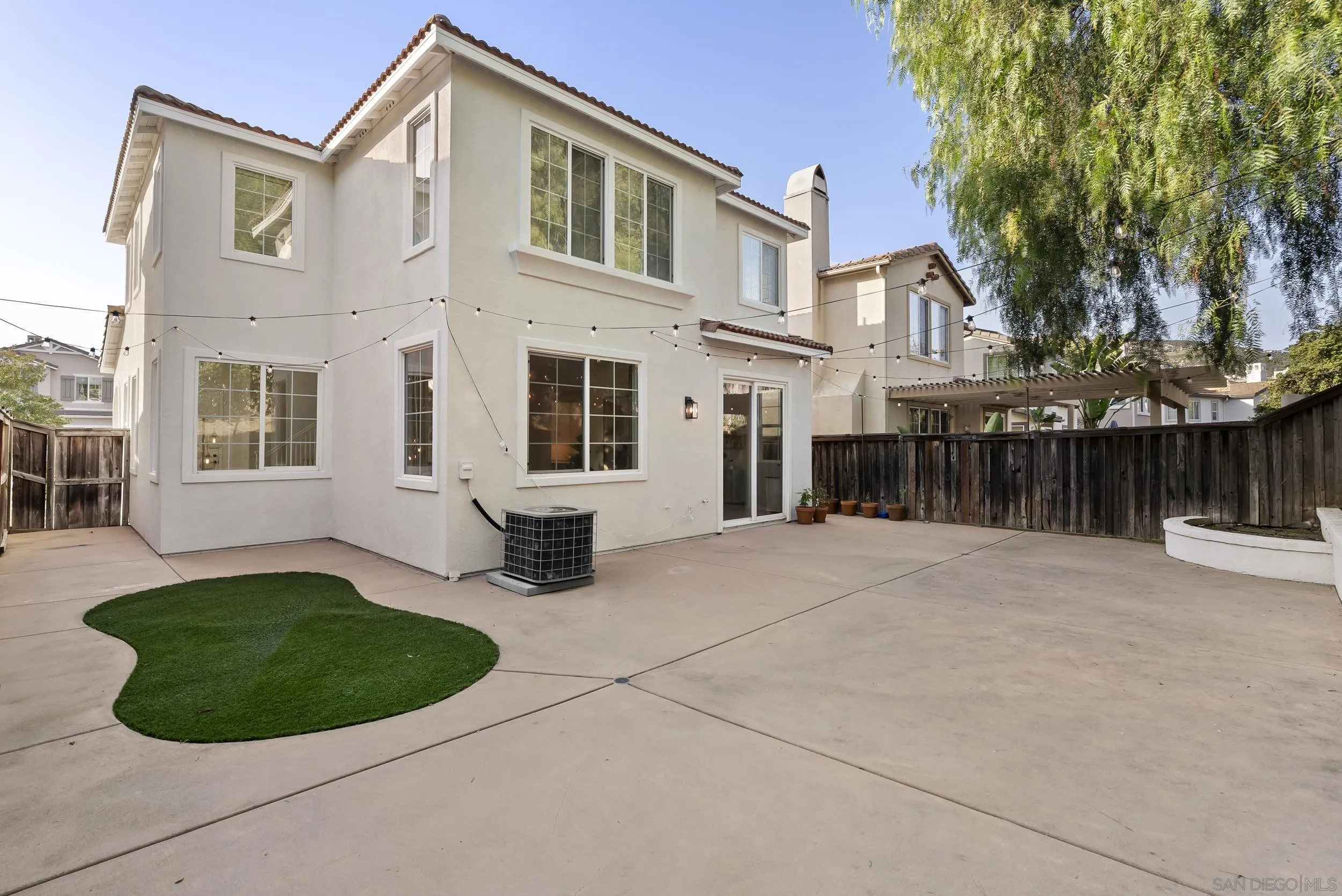 https://cdn.realtyfeed.com/cdn/127/260009686/dfd2837b21a284ea4f5e3ca6162a8872.webp