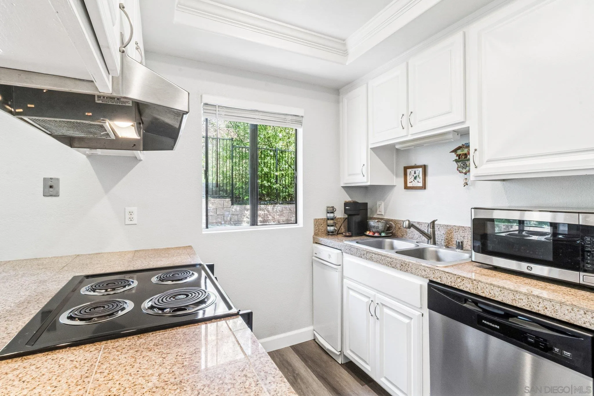 https://cdn.realtyfeed.com/cdn/127/260009688/aab6b6d3021bdd6e4914f1934efe6466.webp