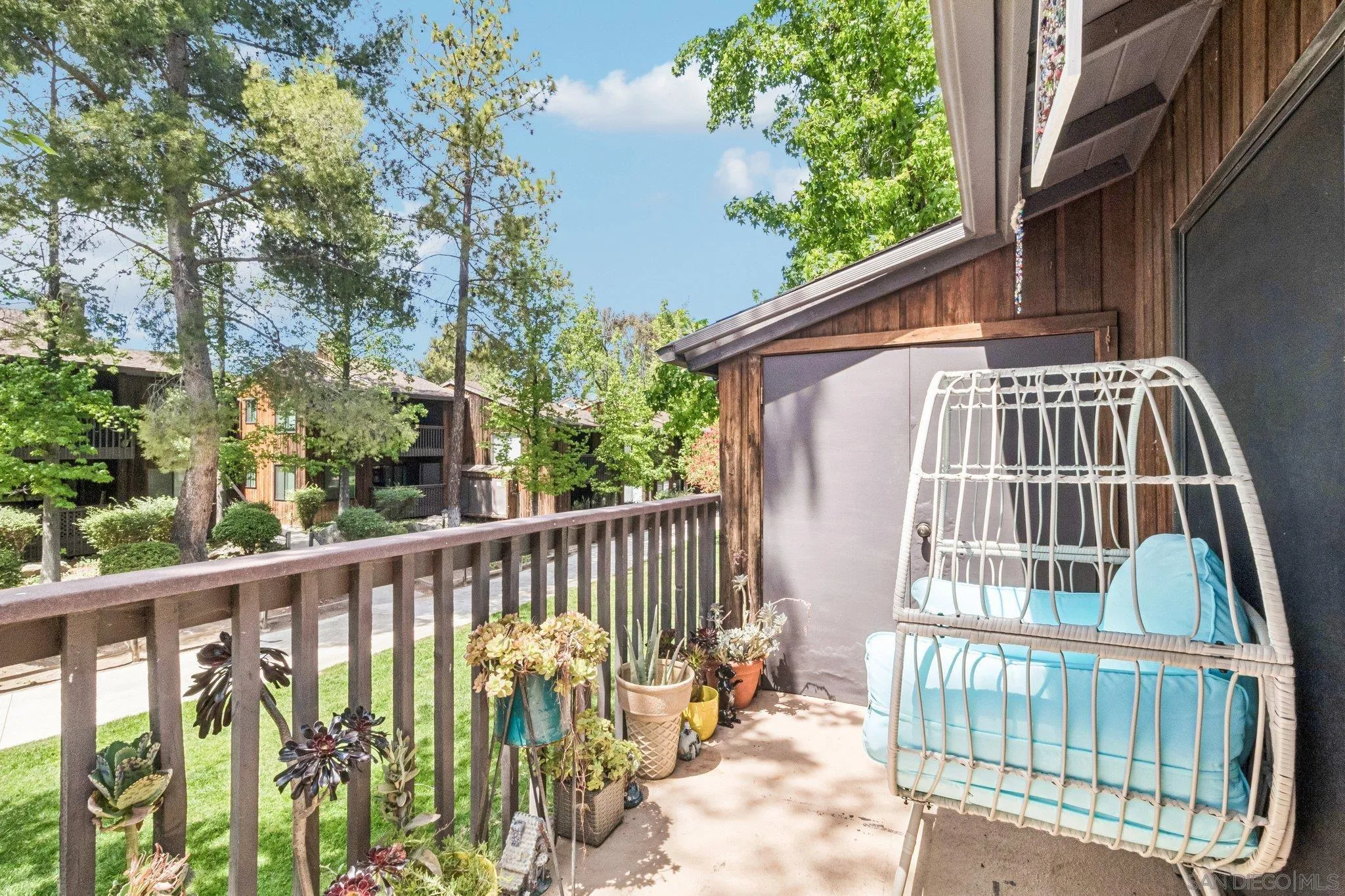 https://cdn.realtyfeed.com/cdn/127/260009688/c92317bbb2ce7c59456361568e7792b3.webp