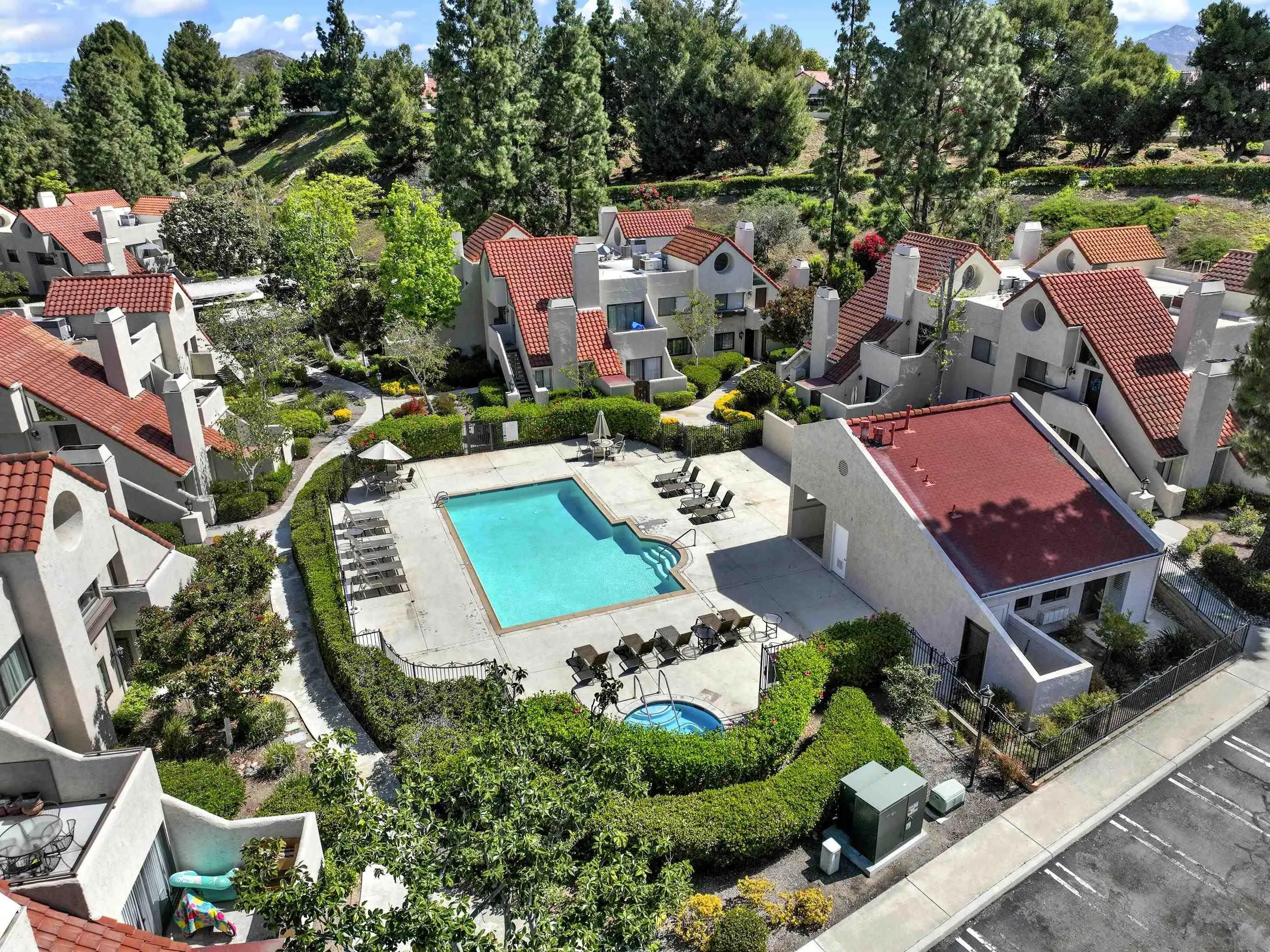 Photo #33: 260009692 Listing: Photo #33