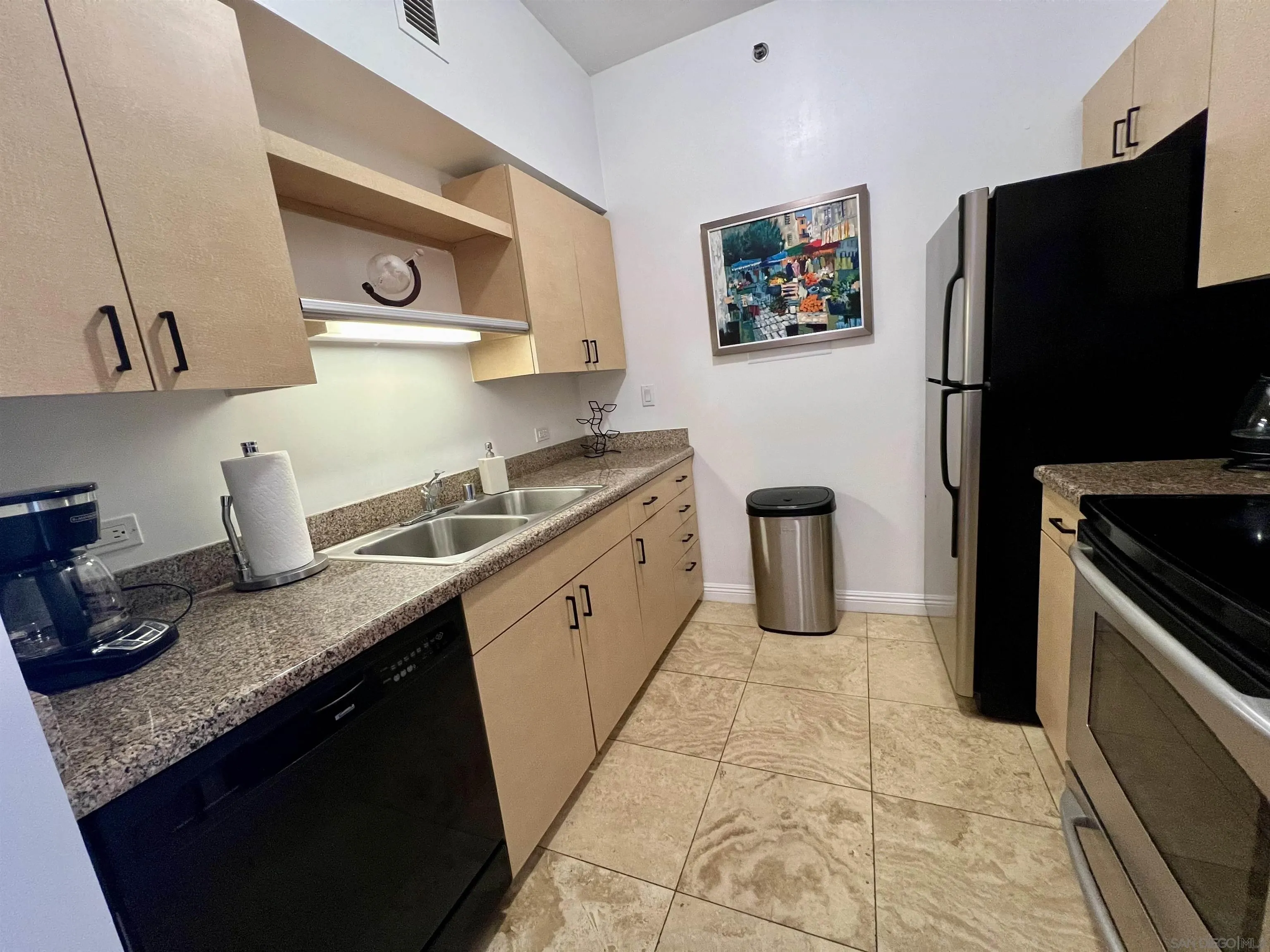 Photo #6: 260009694 Listing: Photo #6