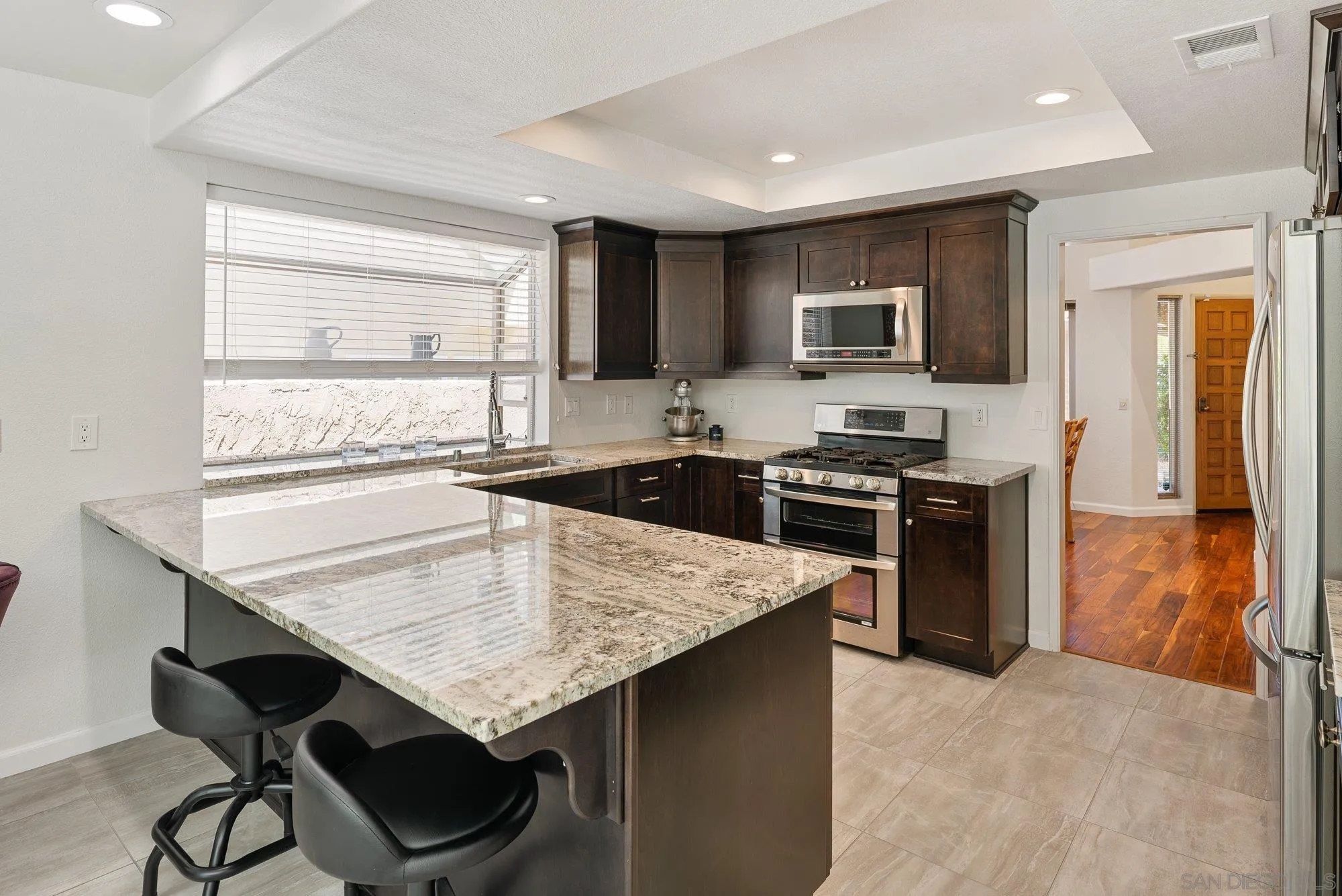 https://cdn.realtyfeed.com/cdn/127/260009698/62810d7e1763394b00eee1fbc3fe4a9a.webp