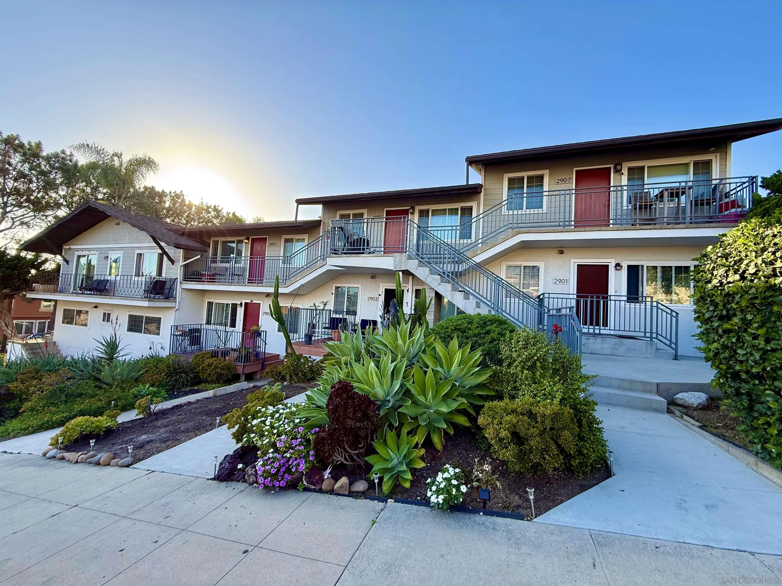 1615 Ocean Front Street, San Diego, CA, 92107