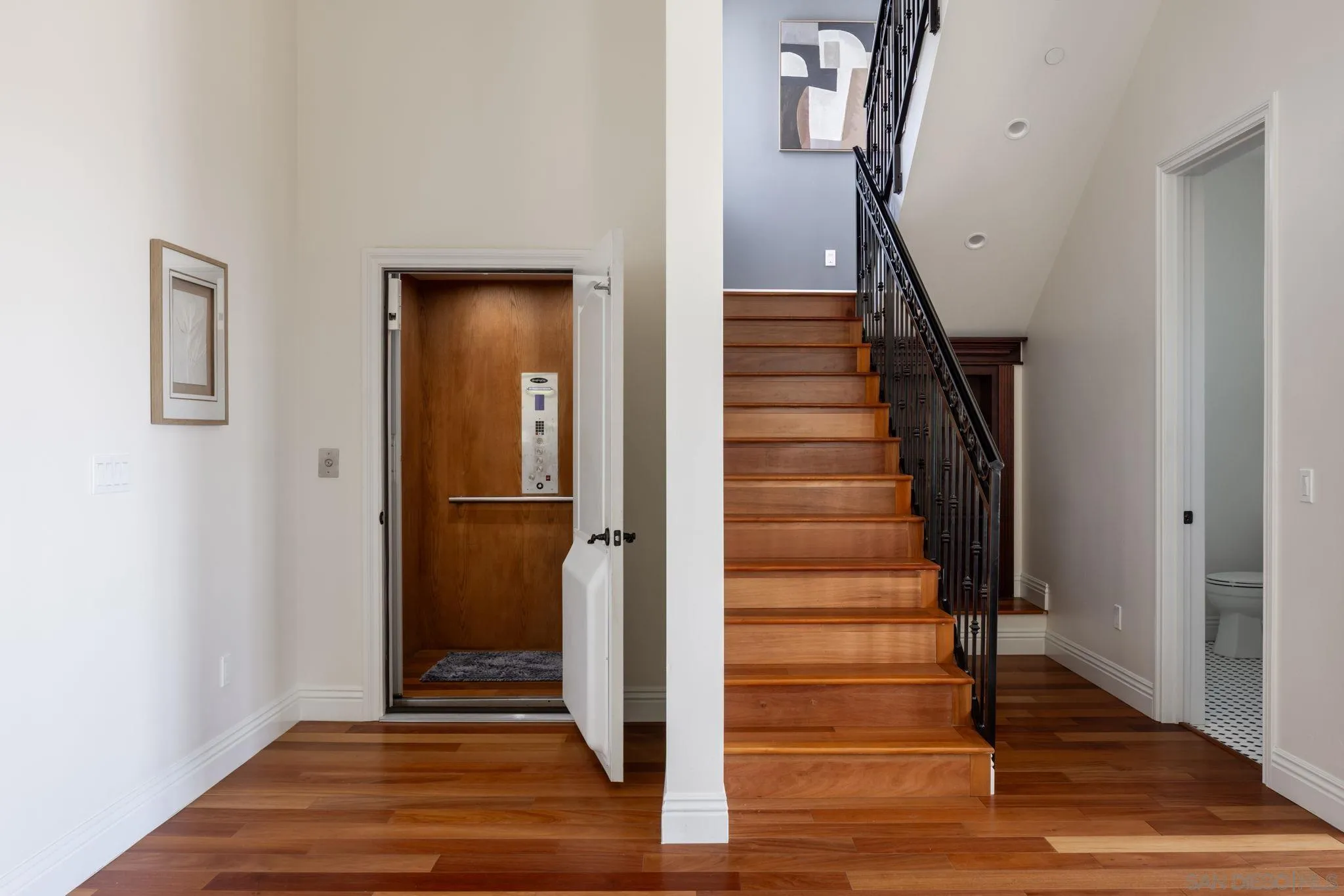 https://cdn.realtyfeed.com/cdn/127/260009710/24f2663a49eb76ab0bf18e16b33baf31.webp