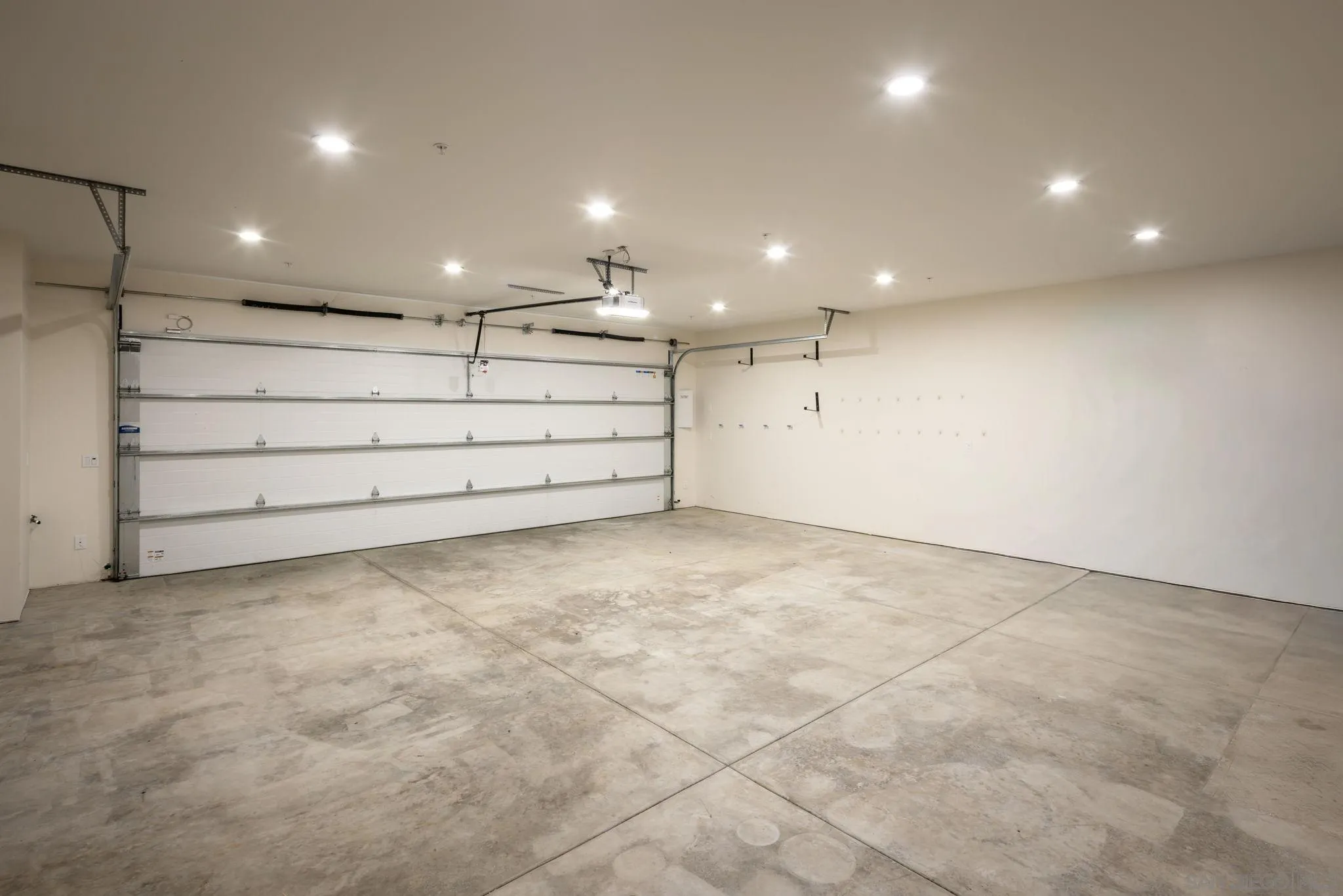 https://cdn.realtyfeed.com/cdn/127/260009710/310b9109cf9e17286c50d5929cea68c1.webp