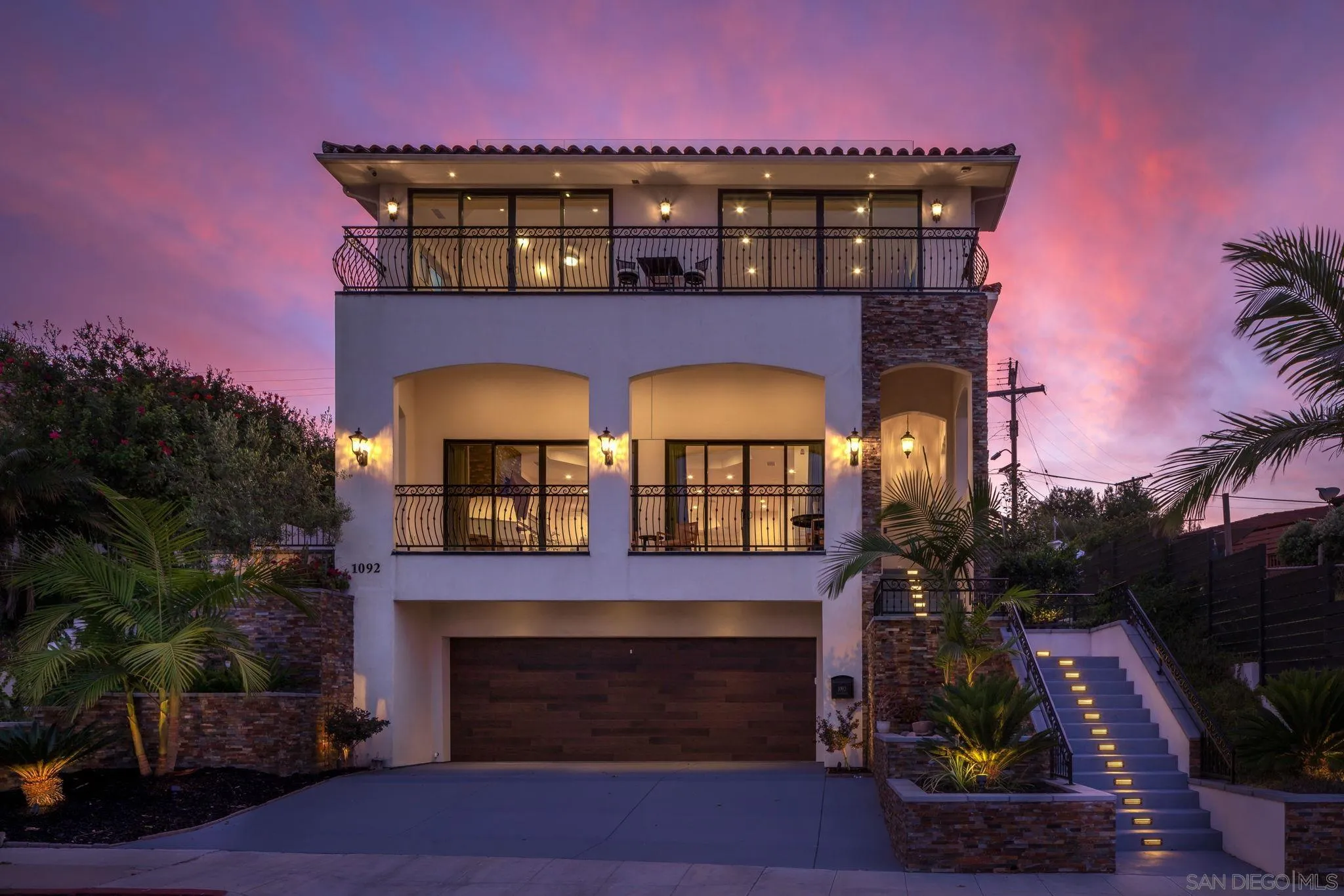 https://cdn.realtyfeed.com/cdn/127/260009710/472ee55db118ecc335a8bc681899289c.webp