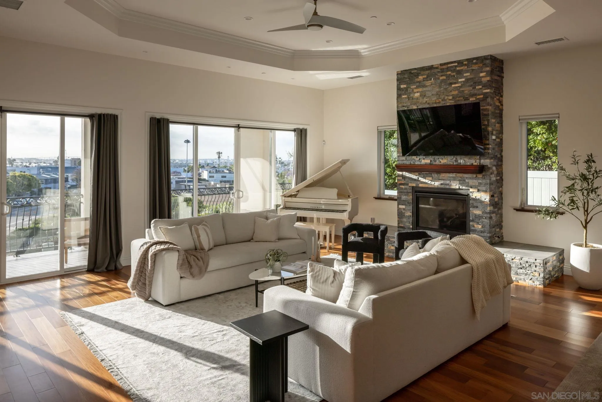 https://cdn.realtyfeed.com/cdn/127/260009710/8c90e709287fda4d8be9b0417d9deb7e.webp