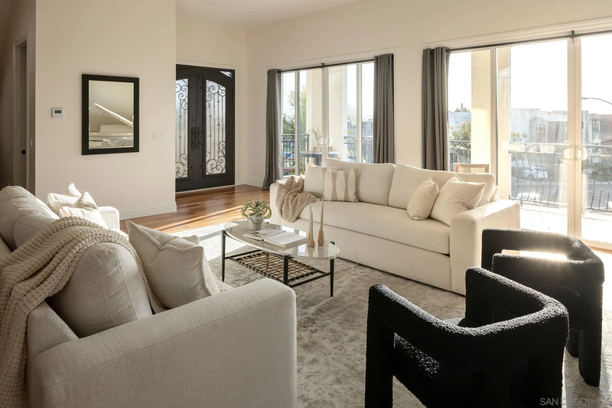 https://cdn.realtyfeed.com/cdn/127/260009710/95f86d9cb5b8118fe06c4ad1b9312f18.webp