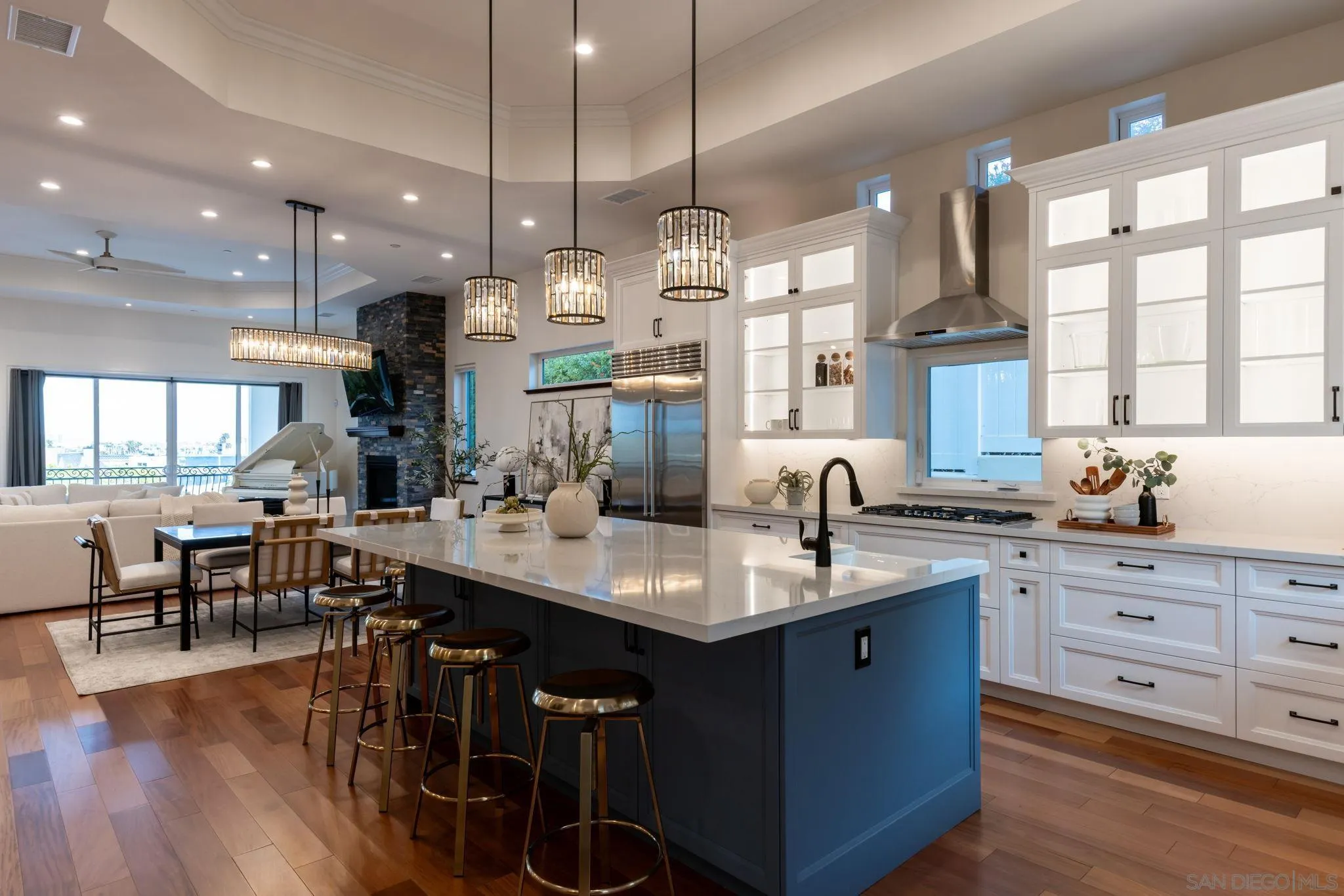 https://cdn.realtyfeed.com/cdn/127/260009710/a3e23f642f0757671ddce20ccbc2f4b5.webp