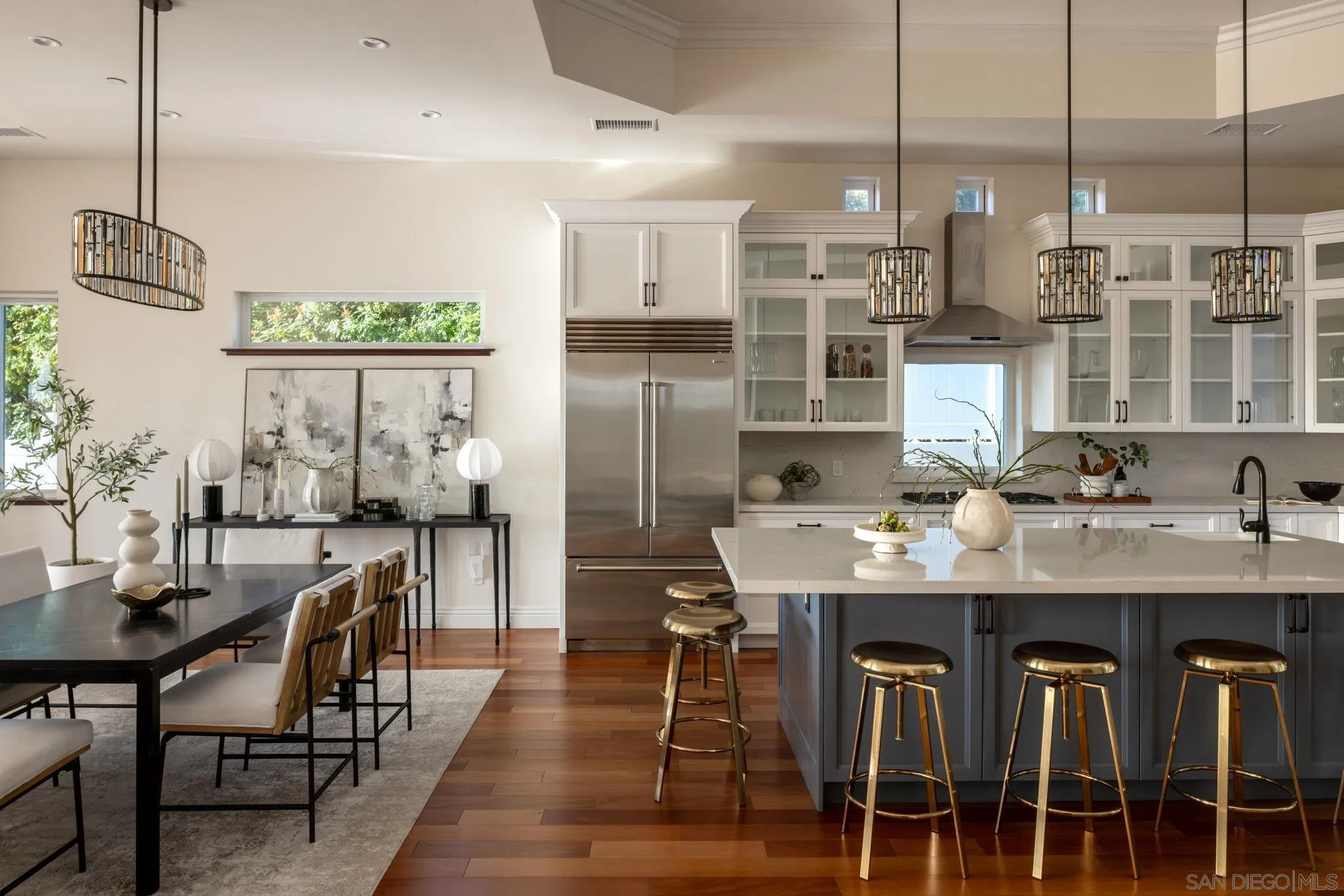 https://cdn.realtyfeed.com/cdn/127/260009710/a9fec3c263acd44e0374fc2768b97d89.webp