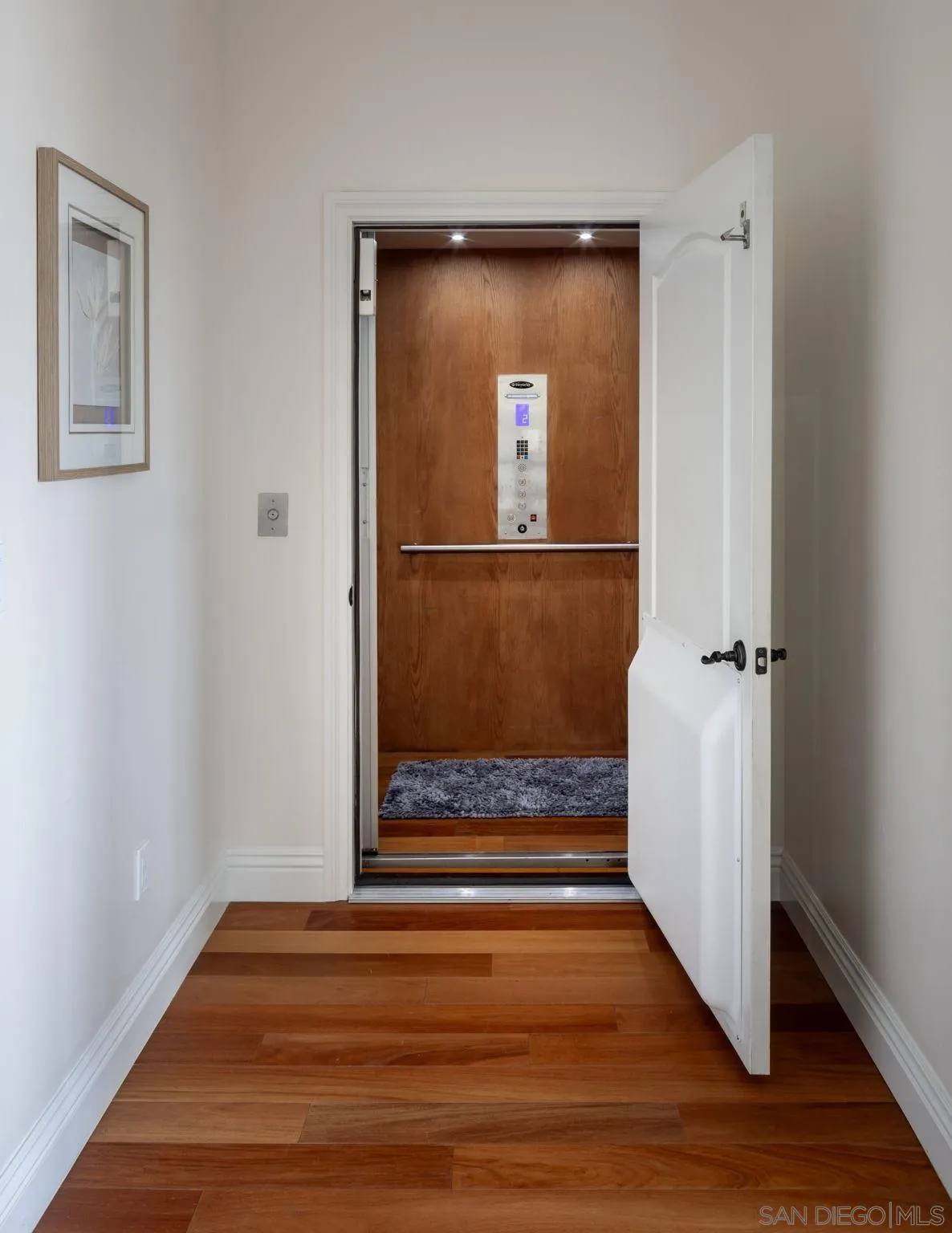 https://cdn.realtyfeed.com/cdn/127/260009710/d11afaf6baa4bcb565db2ce2d9cca5f8.webp