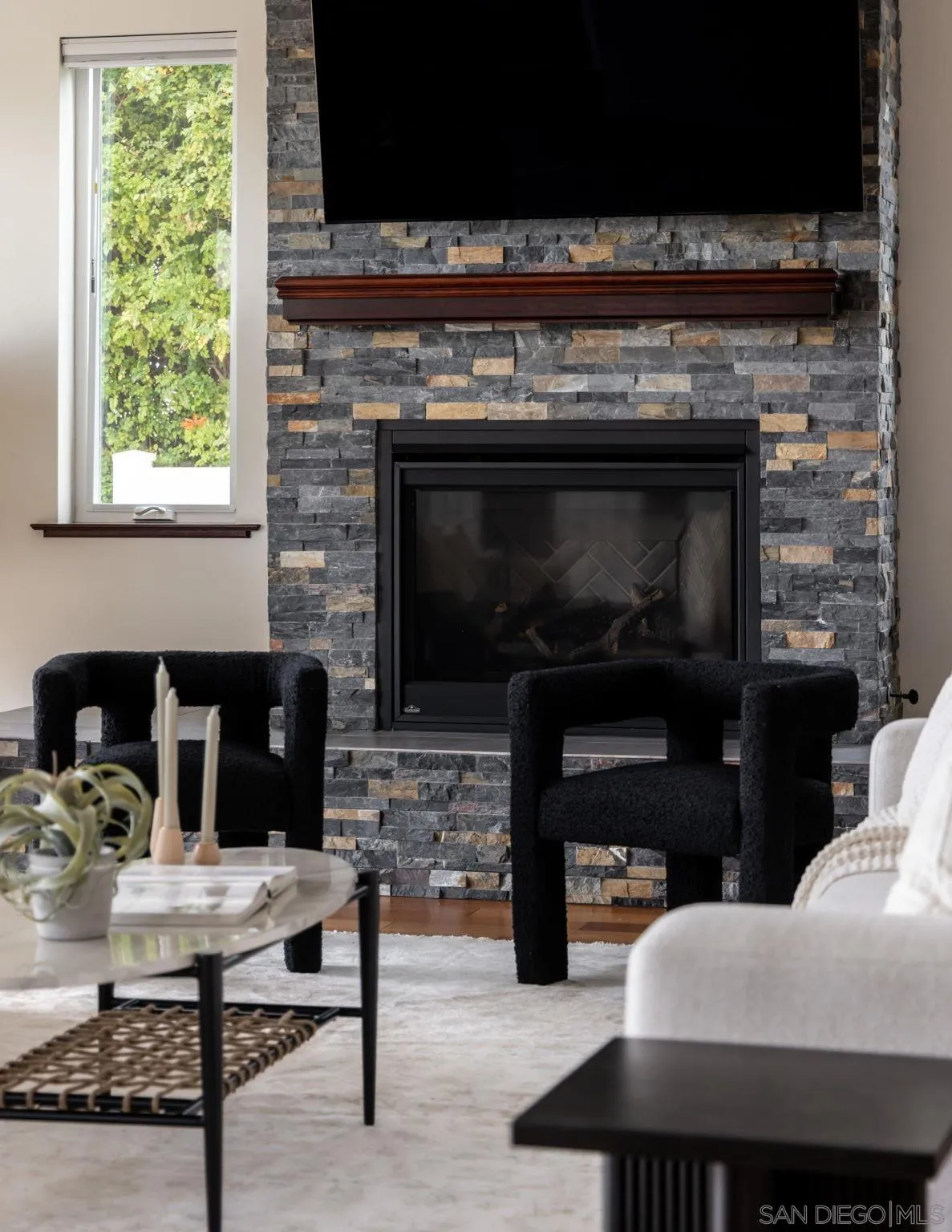 https://cdn.realtyfeed.com/cdn/127/260009710/d4b557145dd6ba54fb9d0089a6c450b6.webp