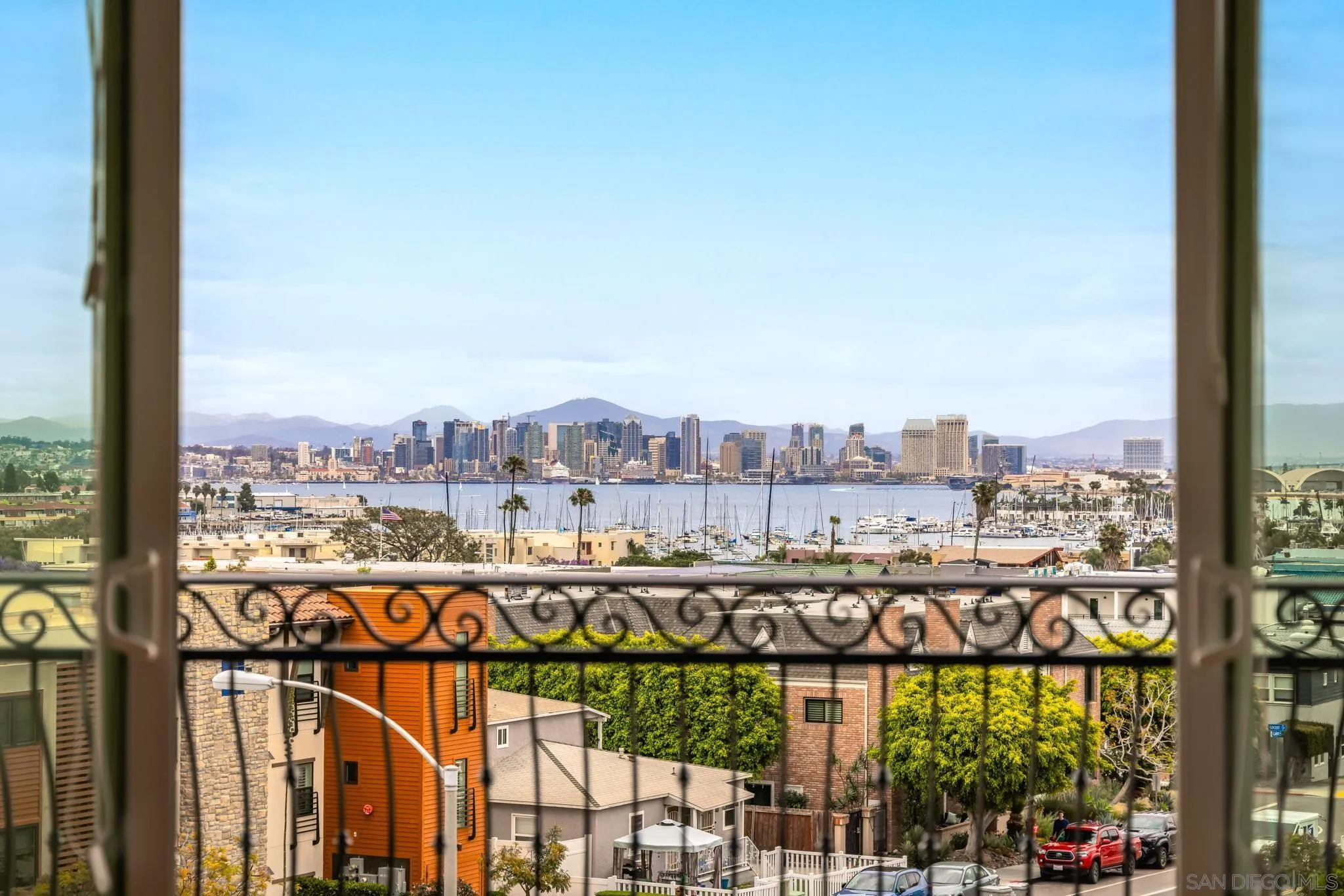 https://cdn.realtyfeed.com/cdn/127/260009710/dbaf6d56aeb5a843c04b3fe7b143176c.webp