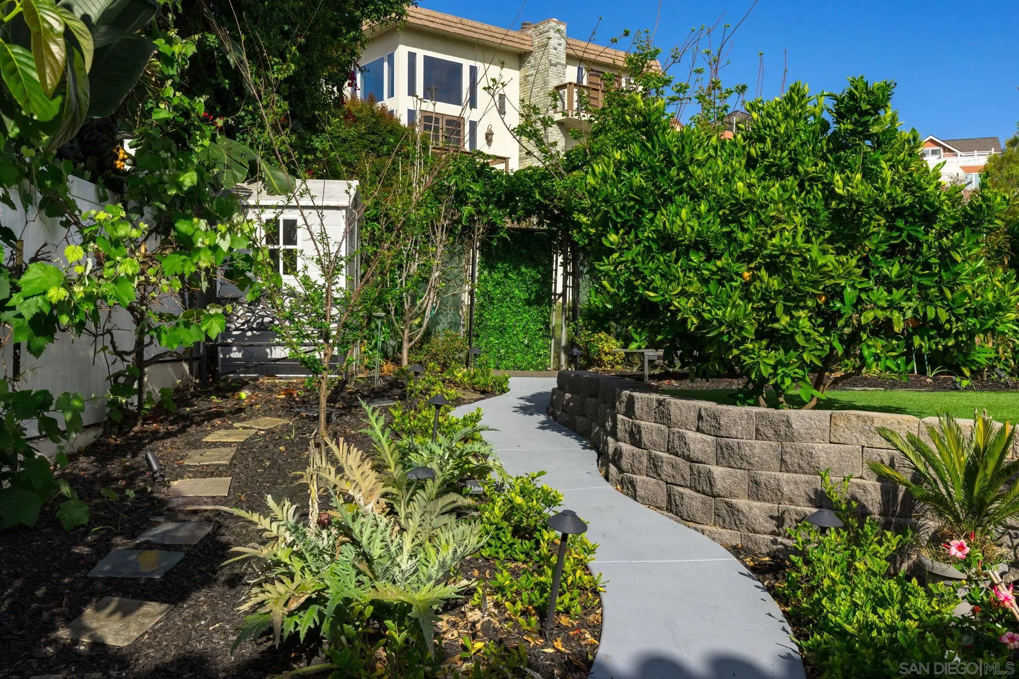 https://cdn.realtyfeed.com/cdn/127/260009710/dd5ac0119790e752f27e7b583352a7ff.webp