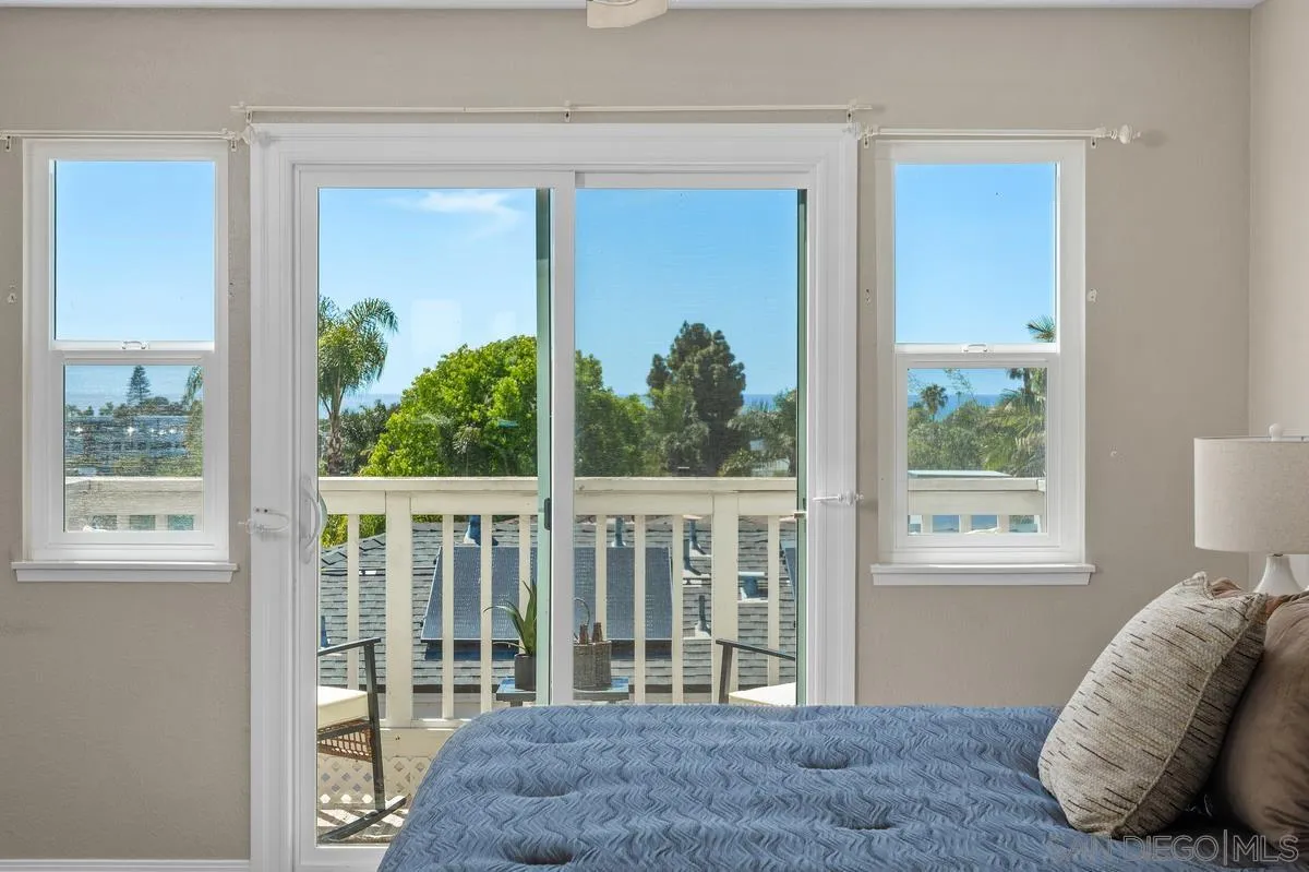 https://cdn.realtyfeed.com/cdn/127/260009711/68d2a536bd0f16dd184f19990b745b58.webp