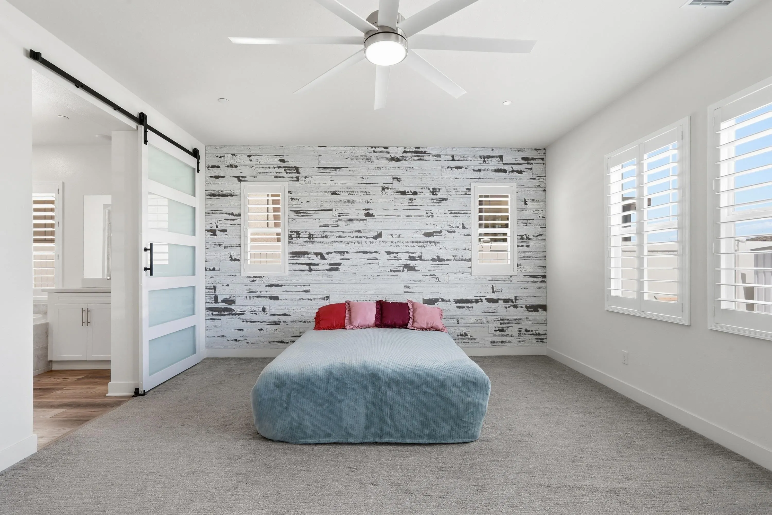 https://cdn.realtyfeed.com/cdn/127/260009714/9080900e72f50511d96ac3282a66a402.webp