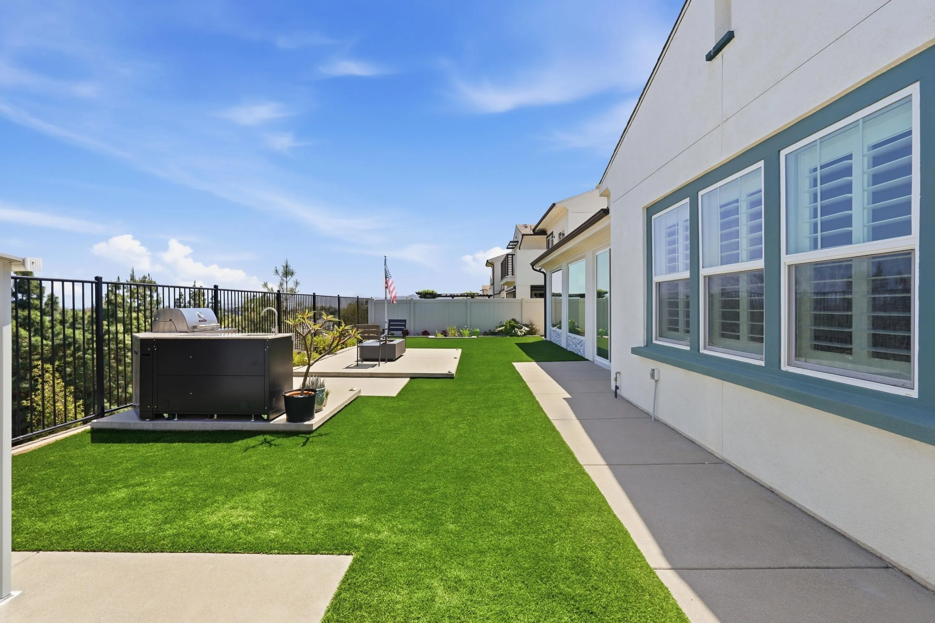 https://cdn.realtyfeed.com/cdn/127/260009714/fe9ca36e3aaf9006b3773a02fb83c977.webp