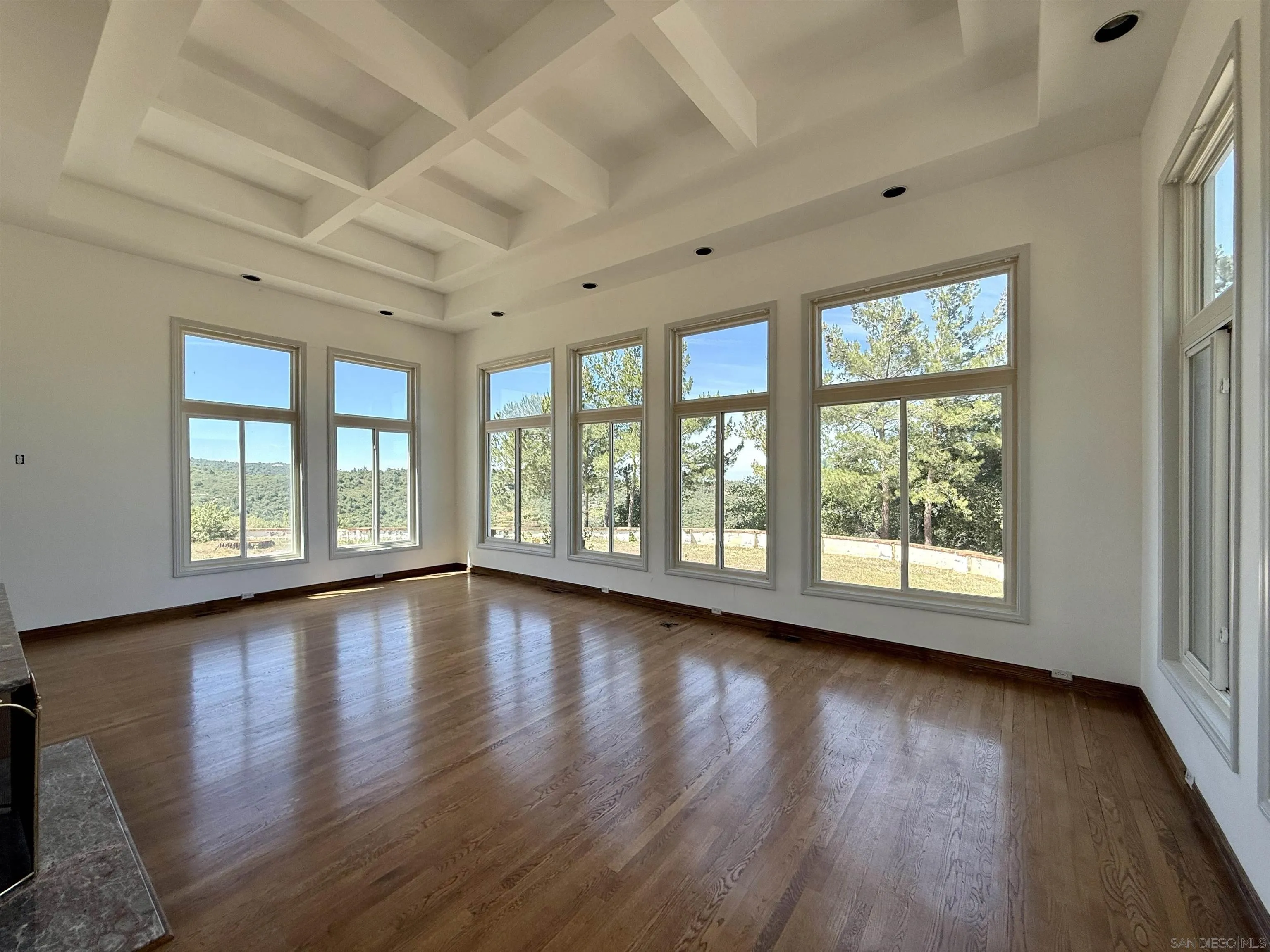 https://cdn.realtyfeed.com/cdn/127/260009720/e6f792200318f2311ee7e64969eaa36a.webp