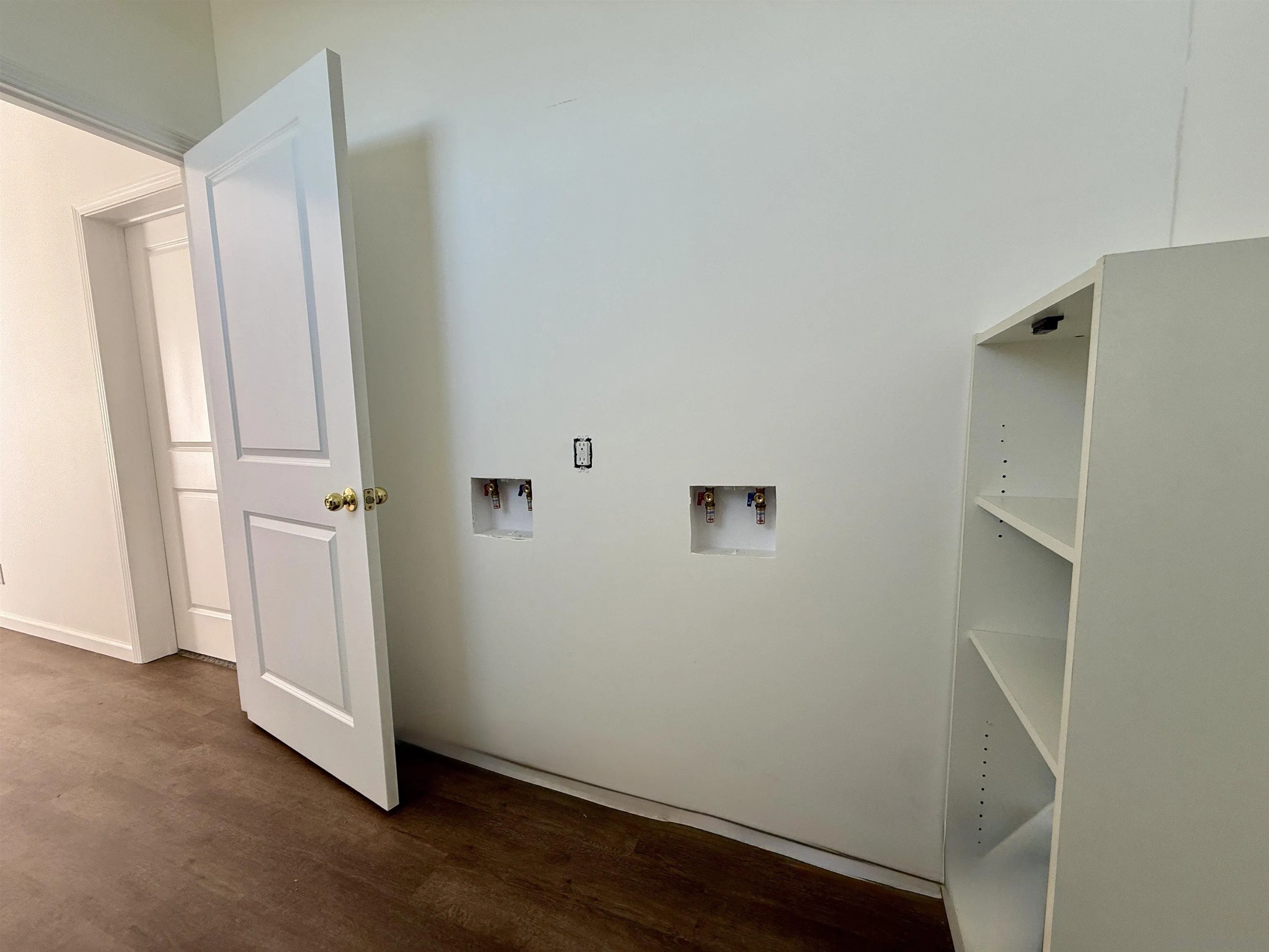 https://cdn.realtyfeed.com/cdn/127/260009720/ed89c98ec2d6bedbce7adc5d51b9983b.webp