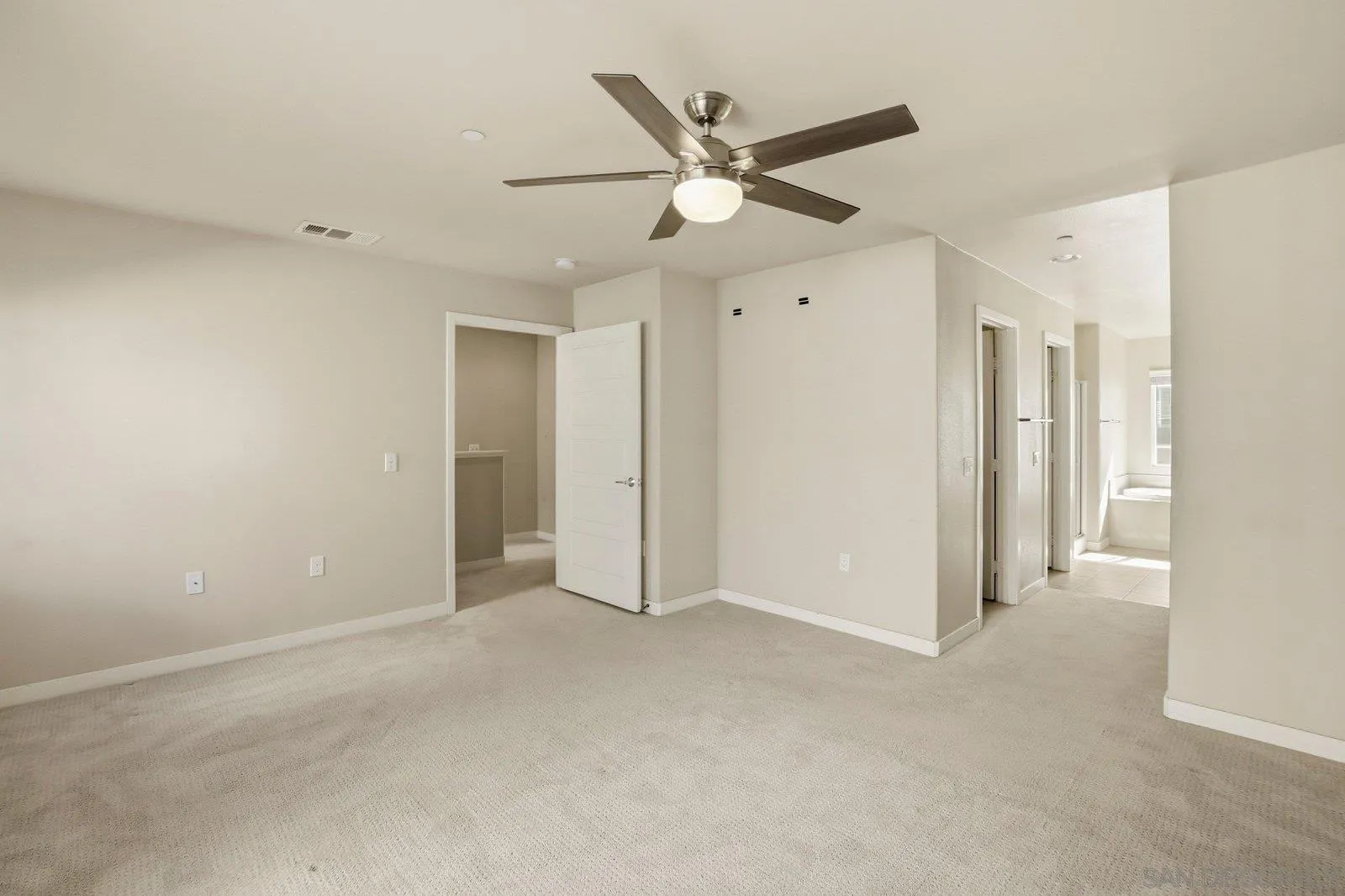 Photo #25: 260009726 Listing: Photo #25