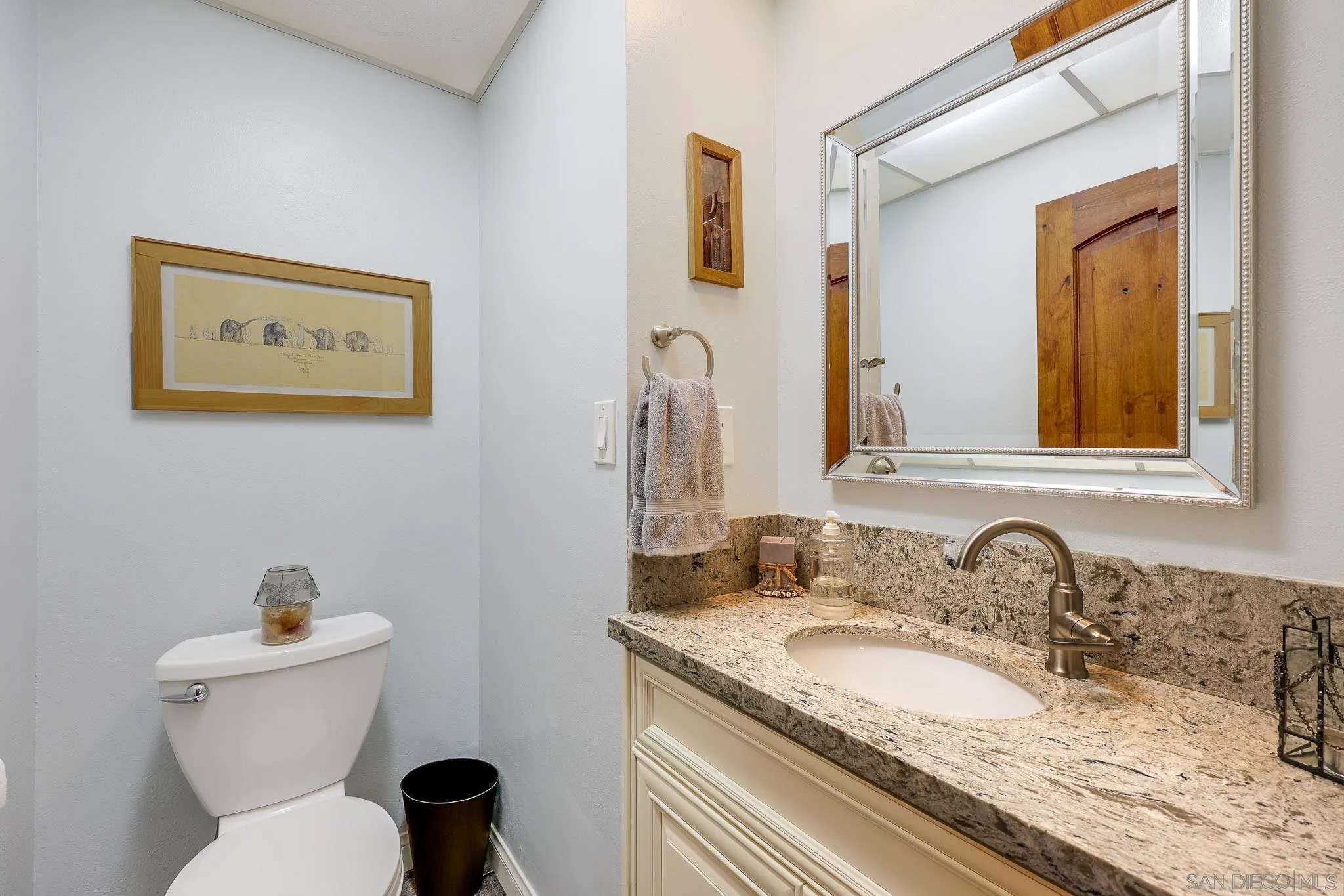 https://cdn.realtyfeed.com/cdn/127/260009728/46532c831aeaa6cd50a6a1c29e79cff5.webp
