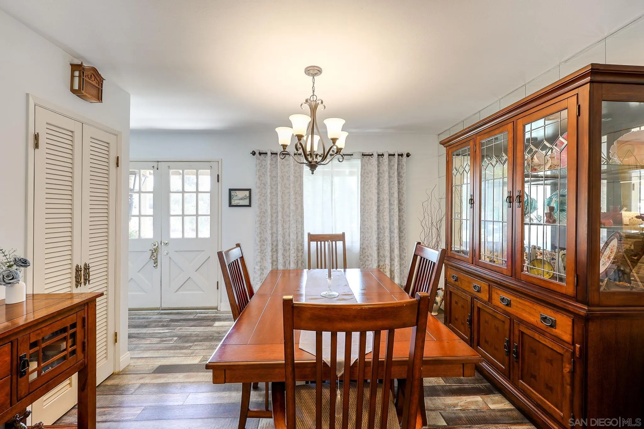 https://cdn.realtyfeed.com/cdn/127/260009728/e6110d40c1a903a9faeb970267687d0c.webp
