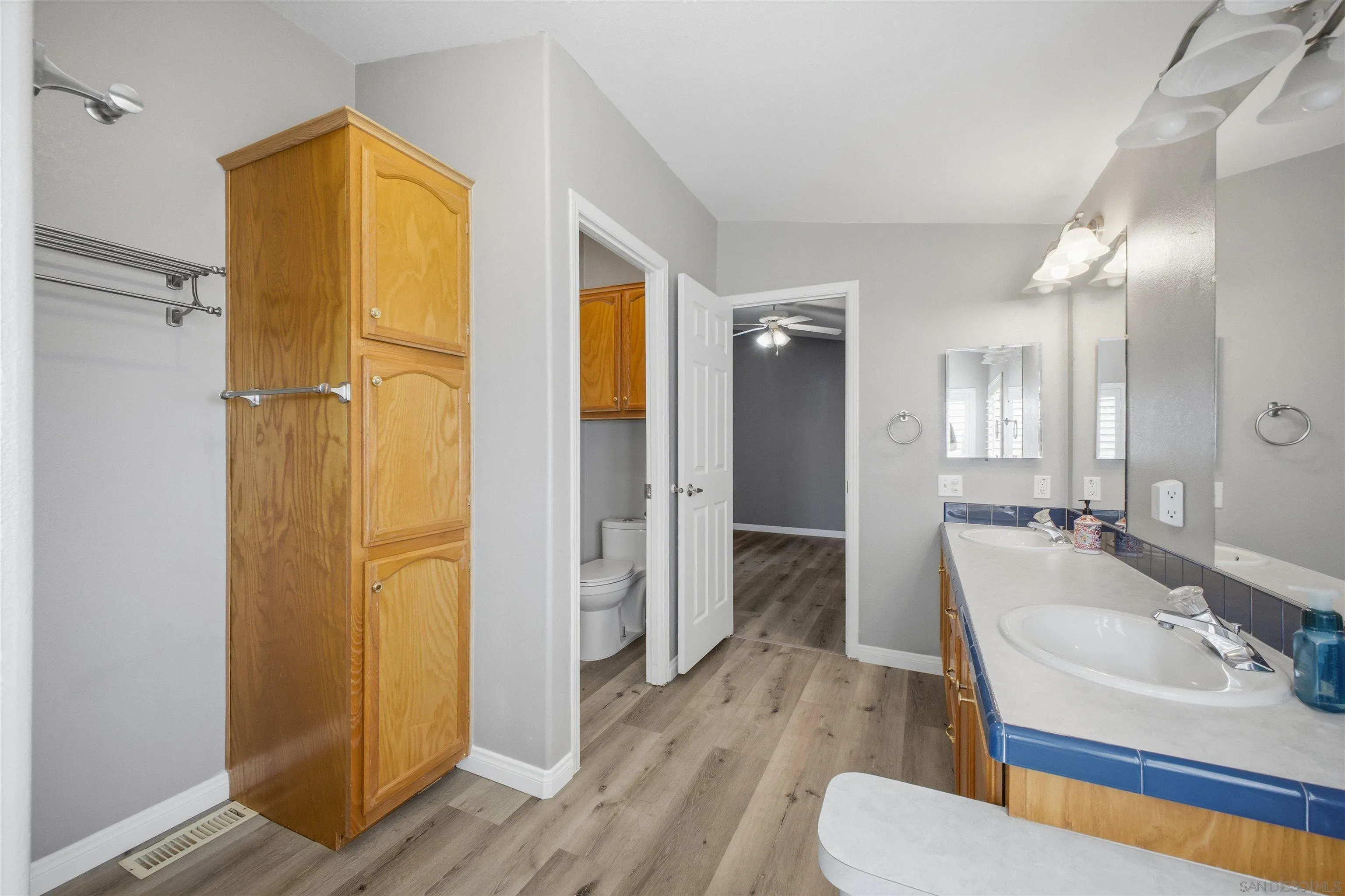 https://cdn.realtyfeed.com/cdn/127/260009731/5395ad39be00a9656ba9a9c66b89e208.webp