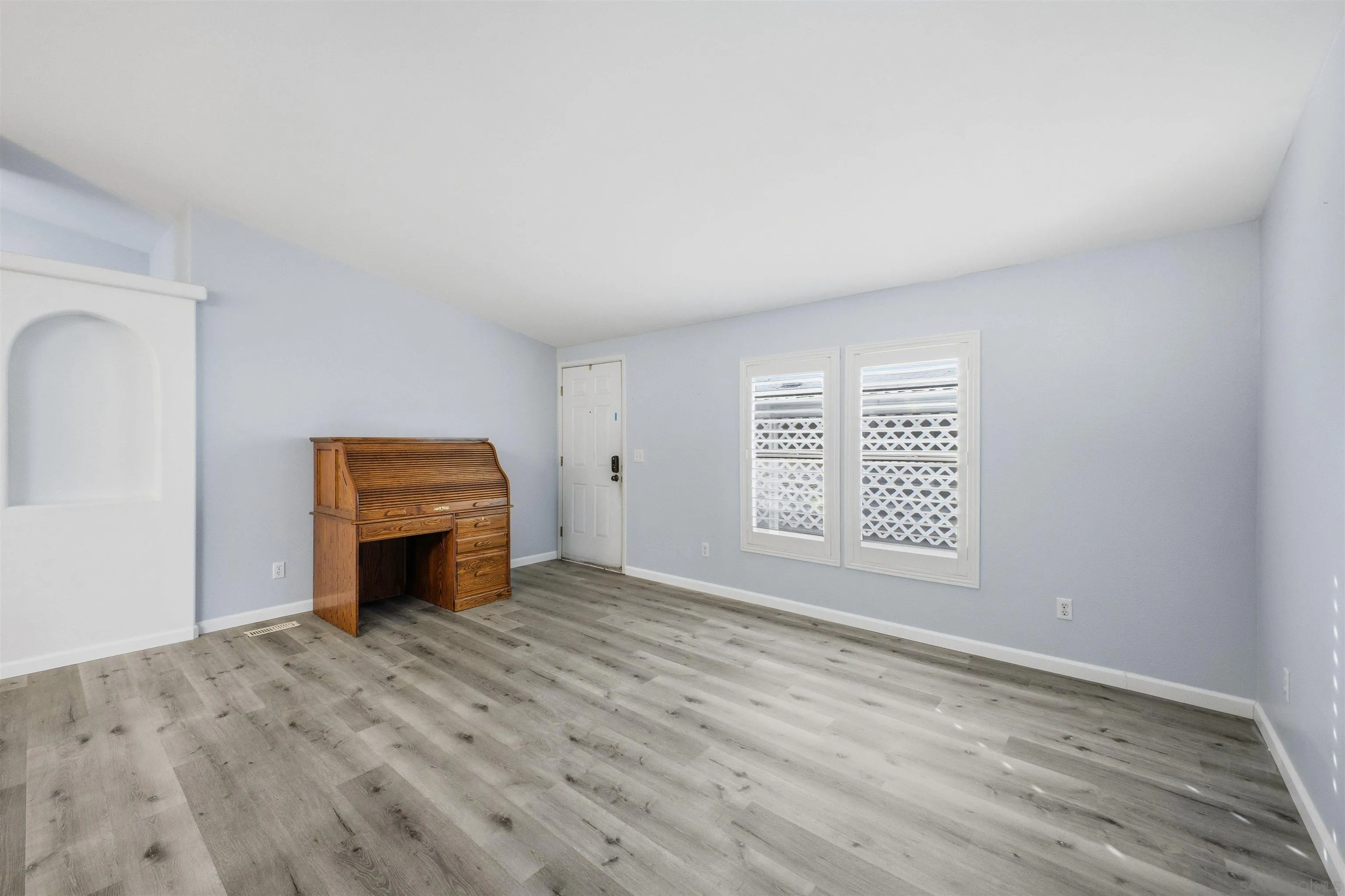 https://cdn.realtyfeed.com/cdn/127/260009731/64e06941a72a948e15d0a5bf62ad0961.webp