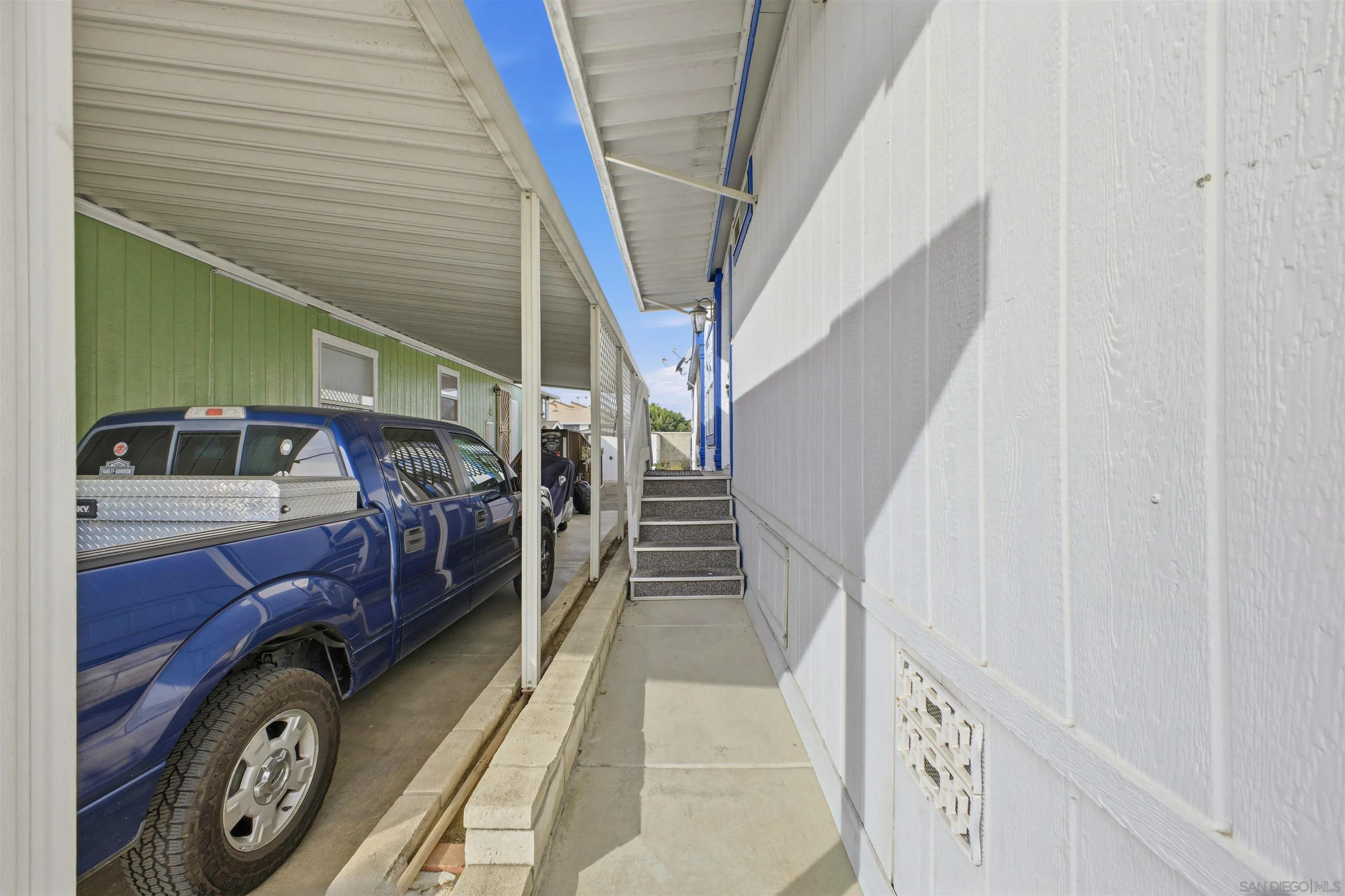 https://cdn.realtyfeed.com/cdn/127/260009731/674f1dd4f07fe04dcada6790b9c8335d.webp