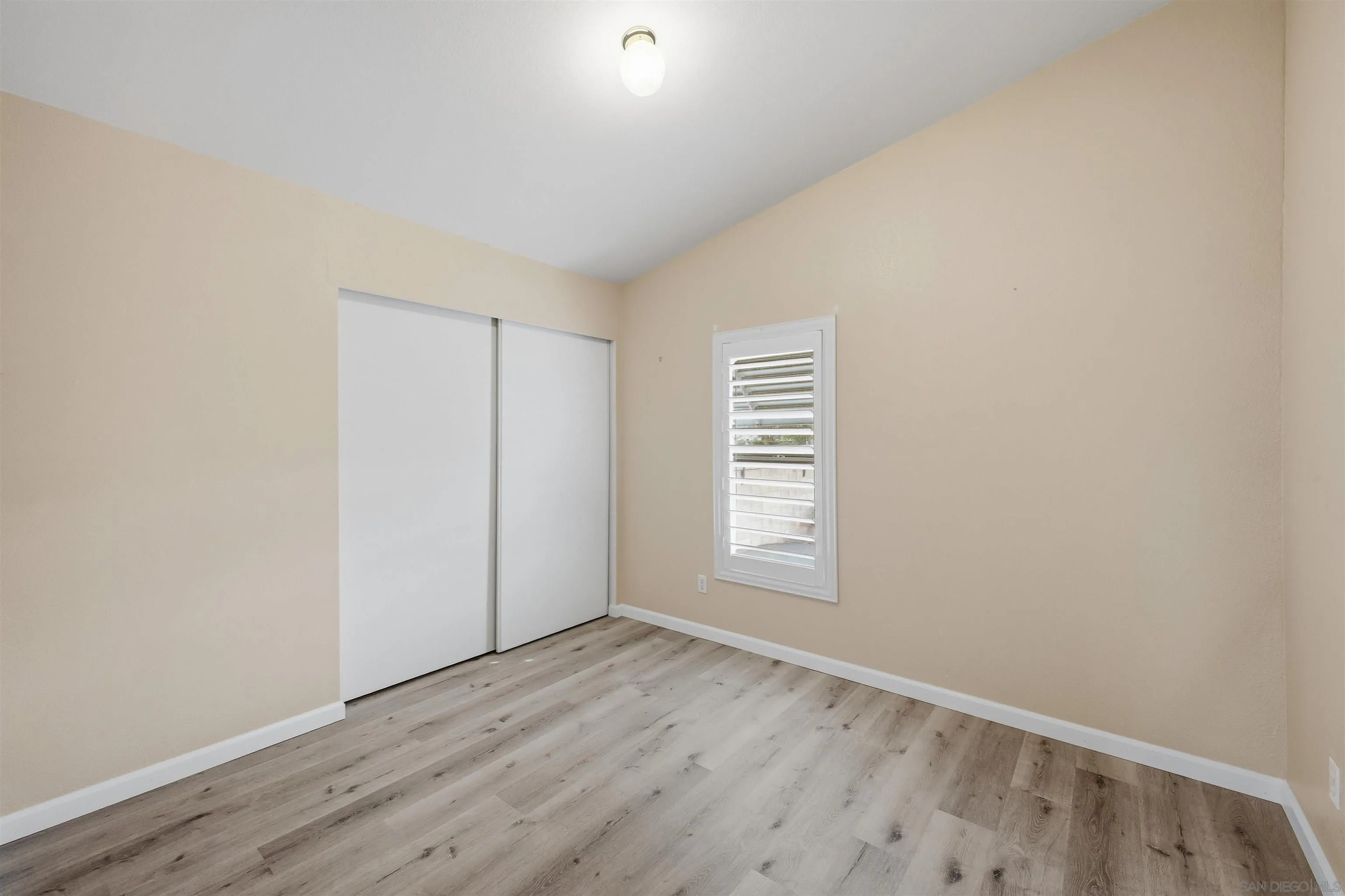 https://cdn.realtyfeed.com/cdn/127/260009731/9402124bf4c299ad26dc0e533d94e8ae.webp