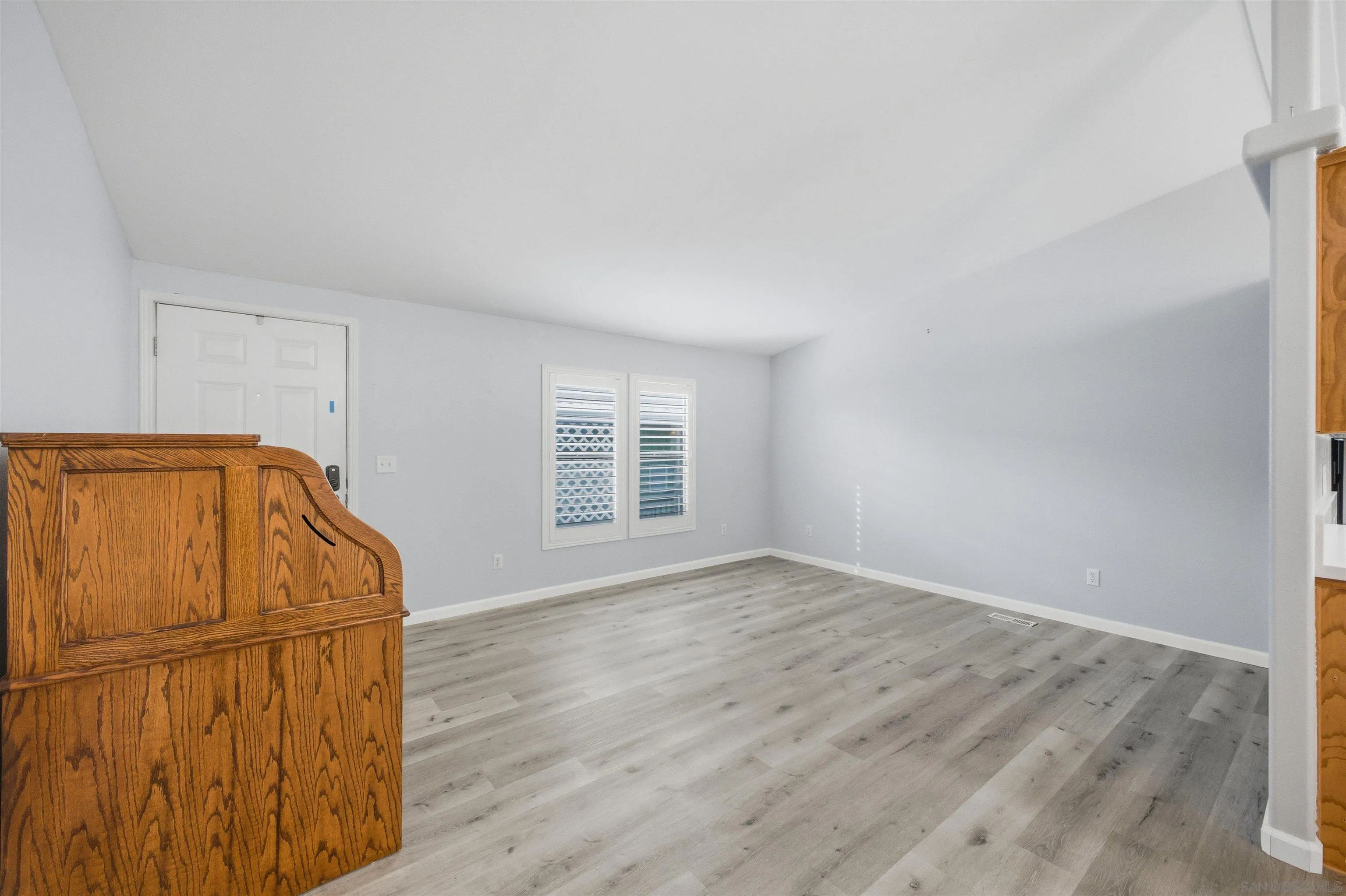 https://cdn.realtyfeed.com/cdn/127/260009731/cbe6d7ccde815b666005073b4fc44c0d.webp