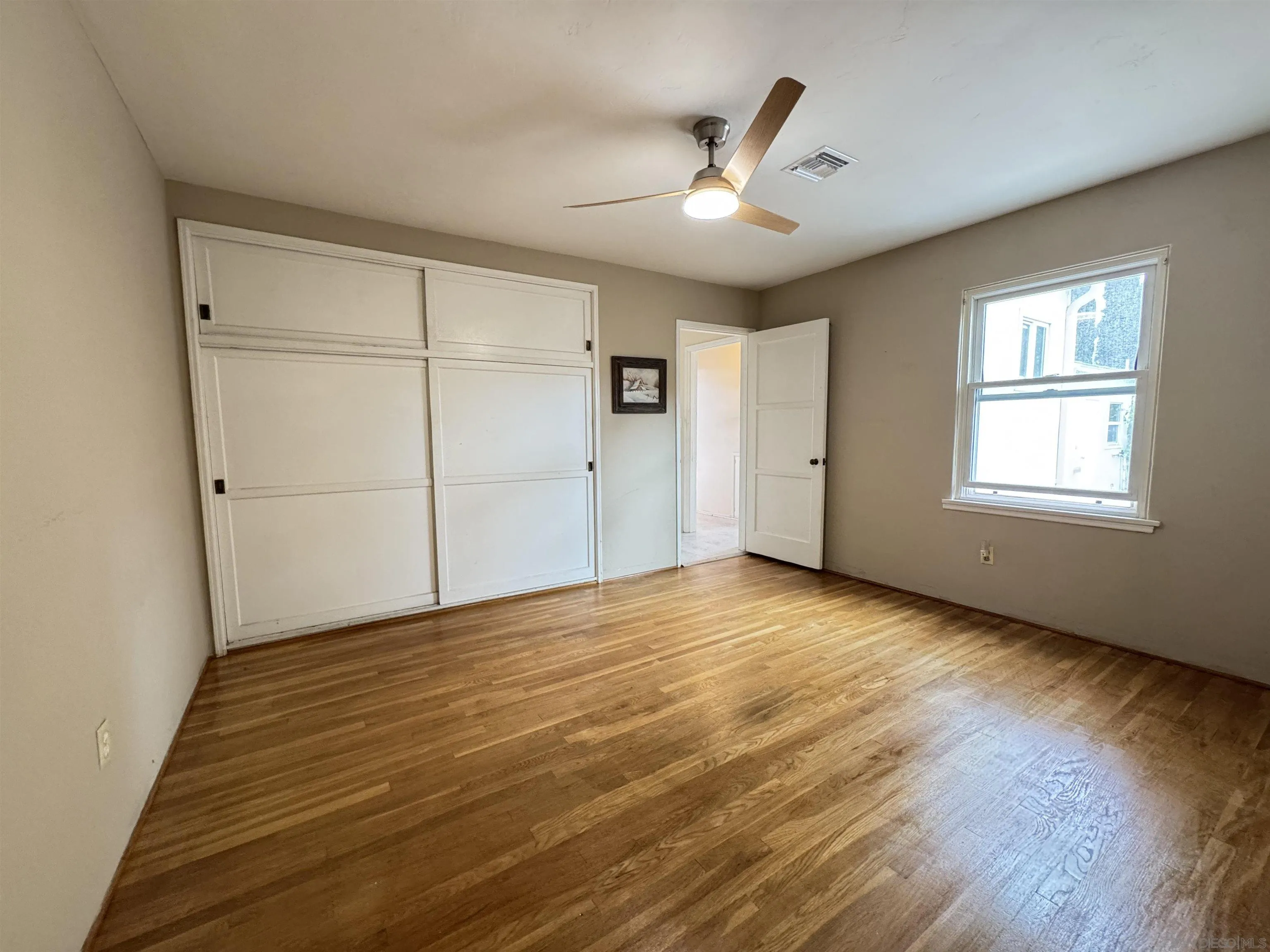 https://cdn.realtyfeed.com/cdn/127/260009736/171f2b082ab465927b80f8a39dae3190.webp