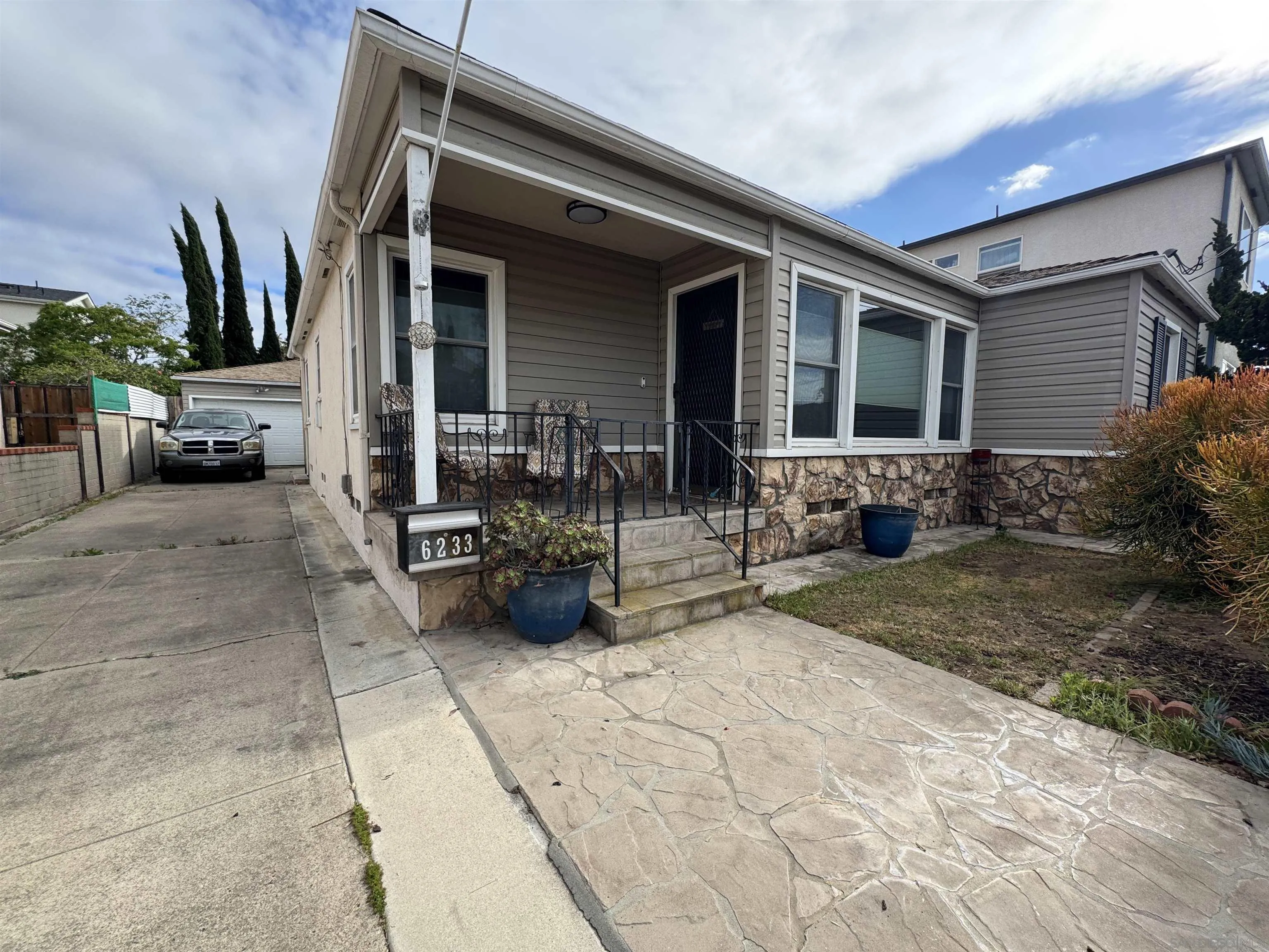 https://cdn.realtyfeed.com/cdn/127/260009736/2fa5b43f8c46231819f2e3098dc921e9.webp