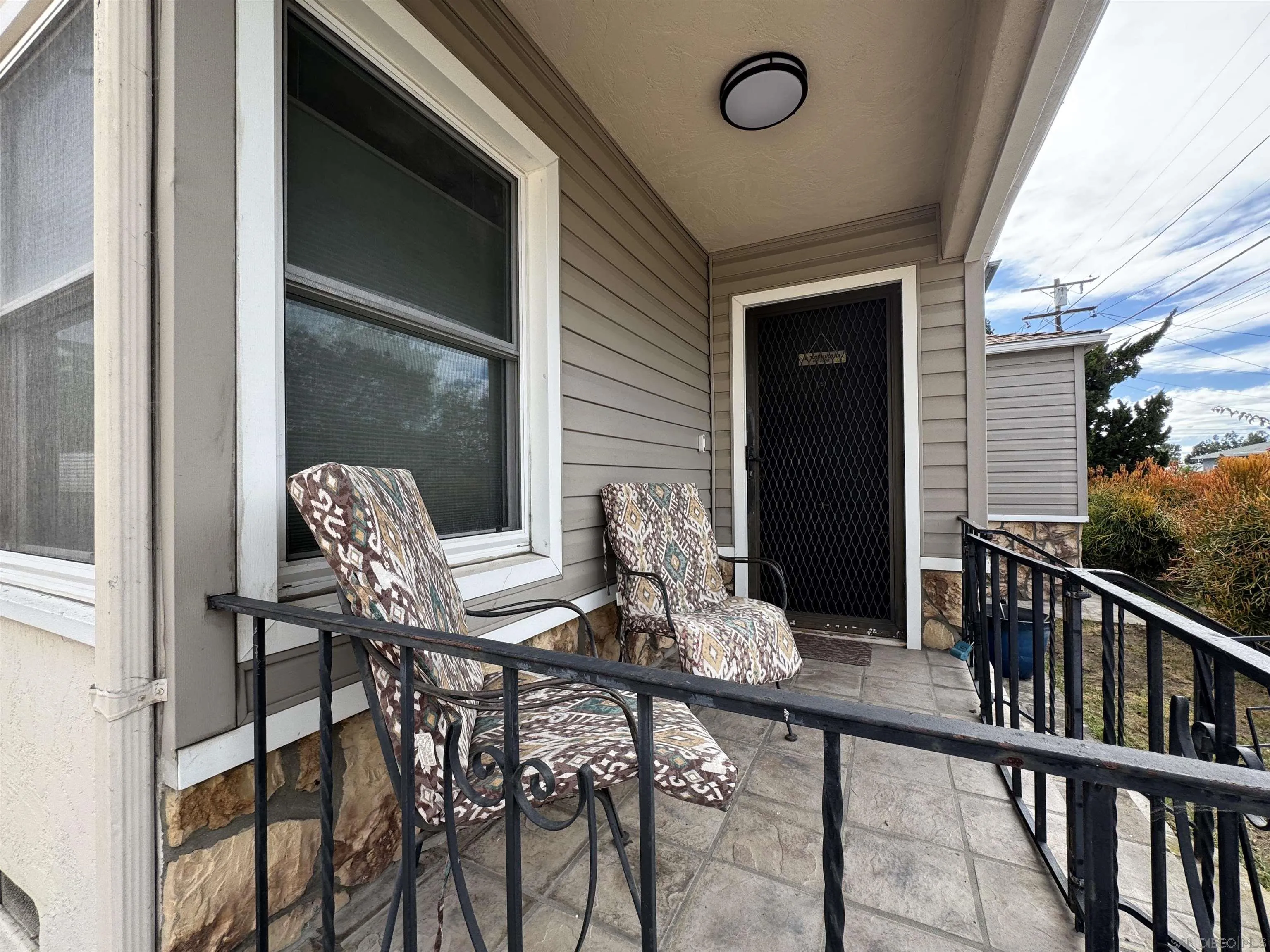 https://cdn.realtyfeed.com/cdn/127/260009736/5cb92010905c061119b4e3d15af4258e.webp