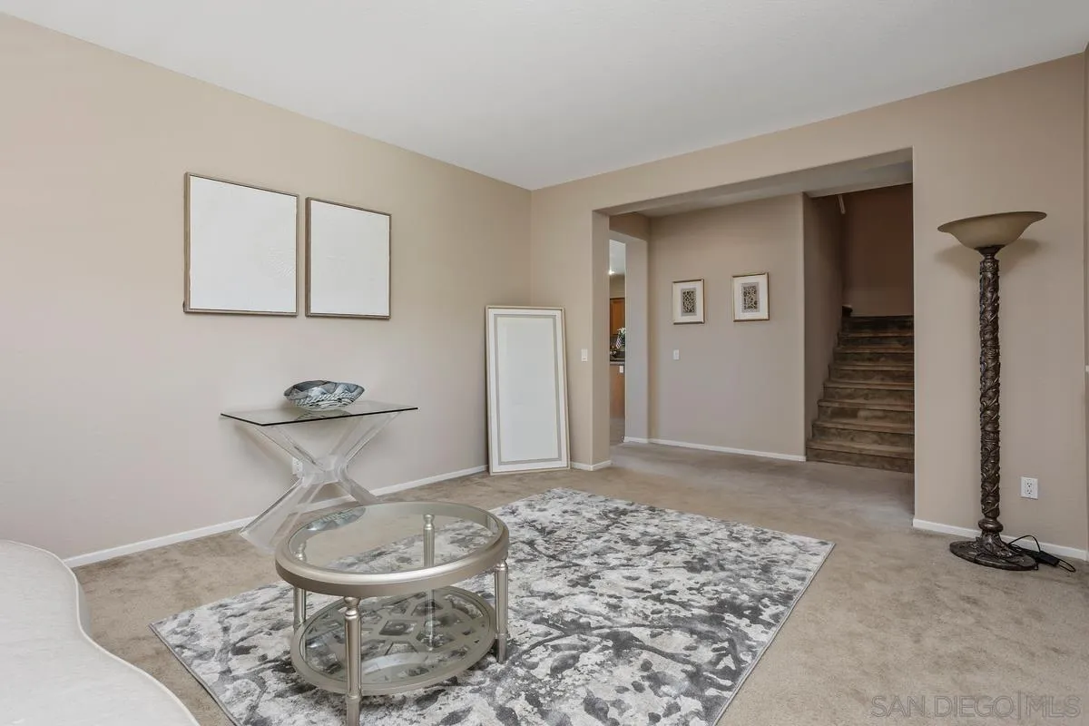 https://cdn.realtyfeed.com/cdn/127/260009741/682b87f16aa2701c95c729aad27837a6.webp