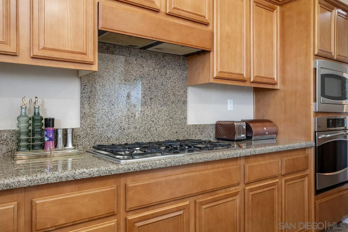 https://cdn.realtyfeed.com/cdn/127/260009741/98e6a631511e071619c31398026647b7.webp