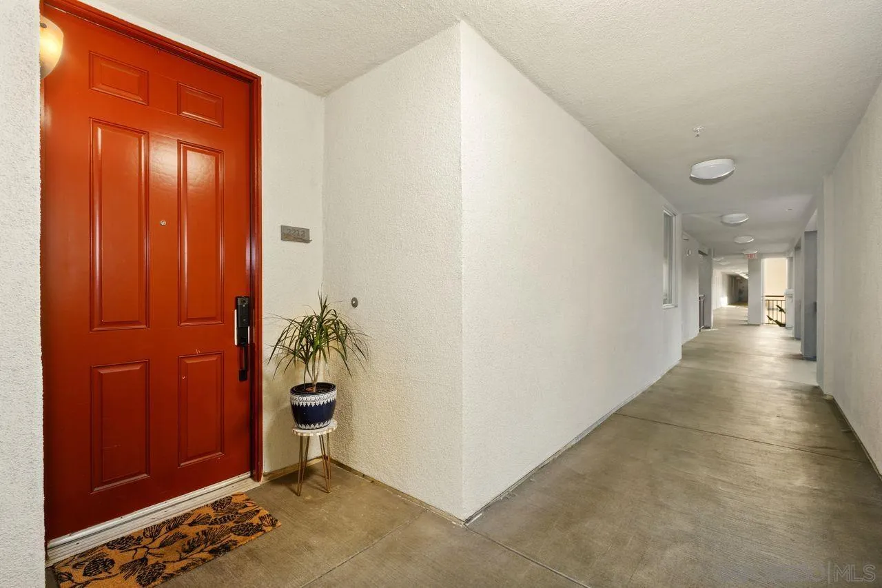 8233 Station Village Ln UNIT 2212, San Diego, CA, 92108