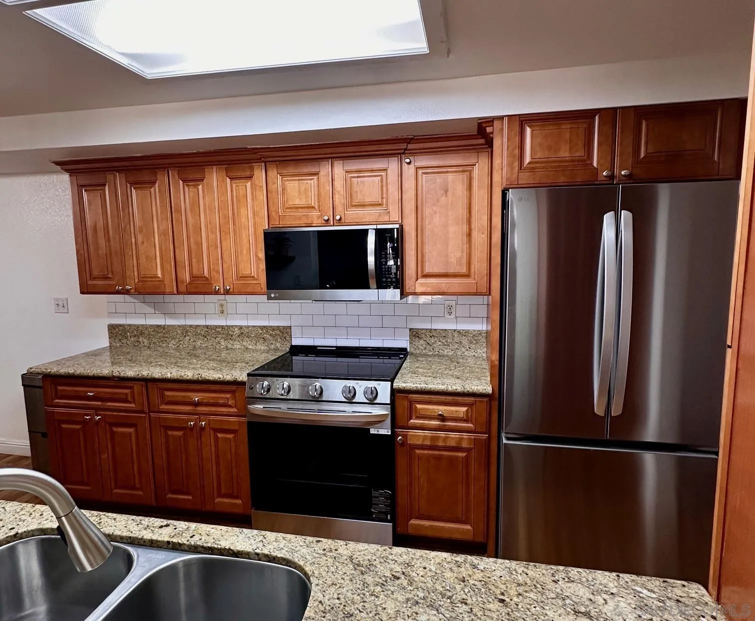 Photo #10: 260009753 Listing: Photo #10